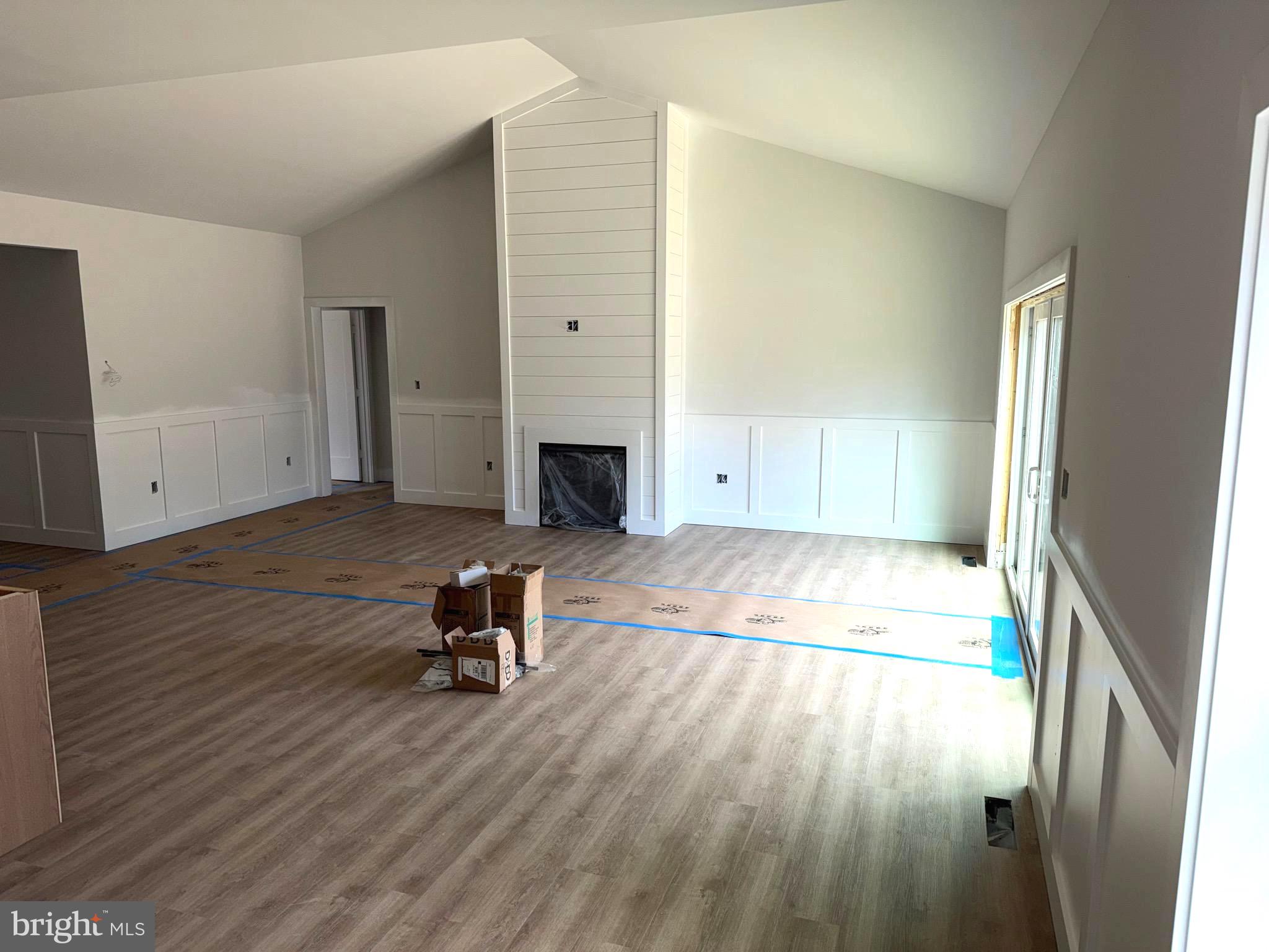 WINDFALL ACRES - Residential