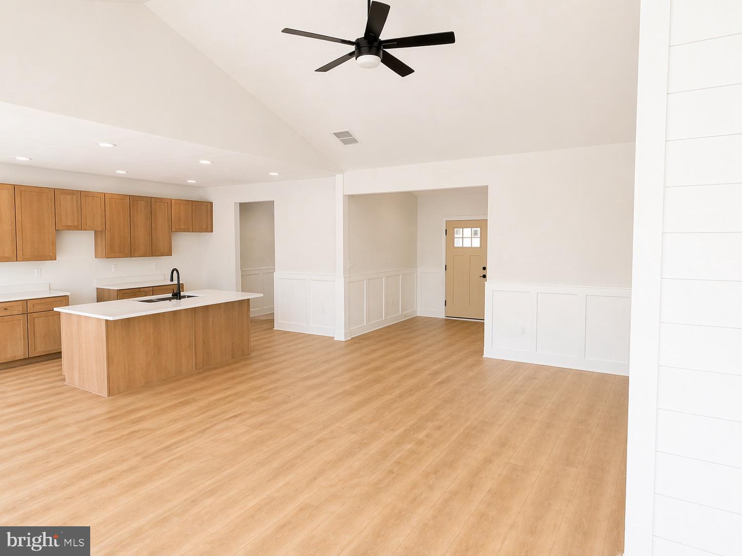 WINDFALL ACRES - Residential
