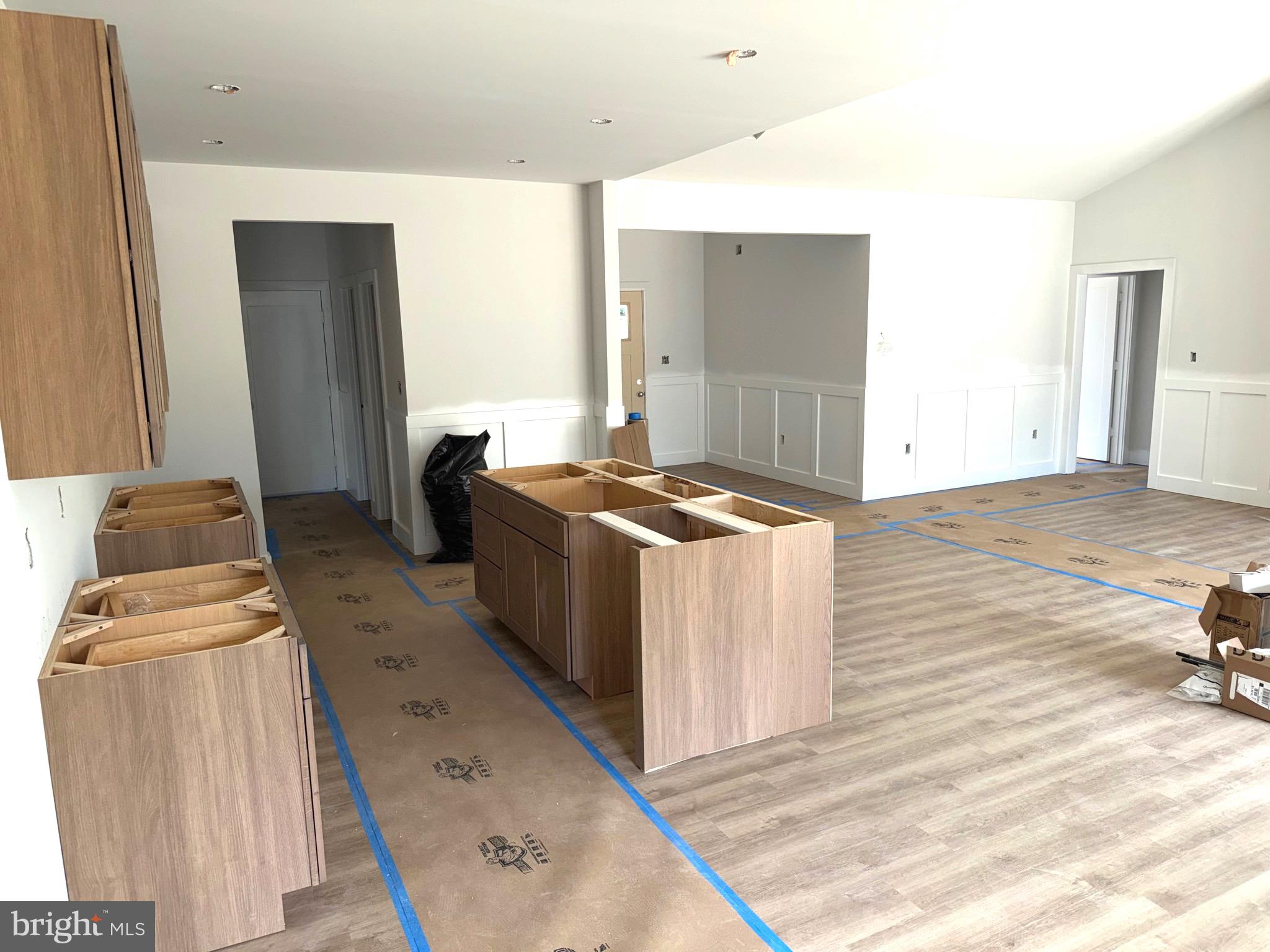 WINDFALL ACRES - Residential