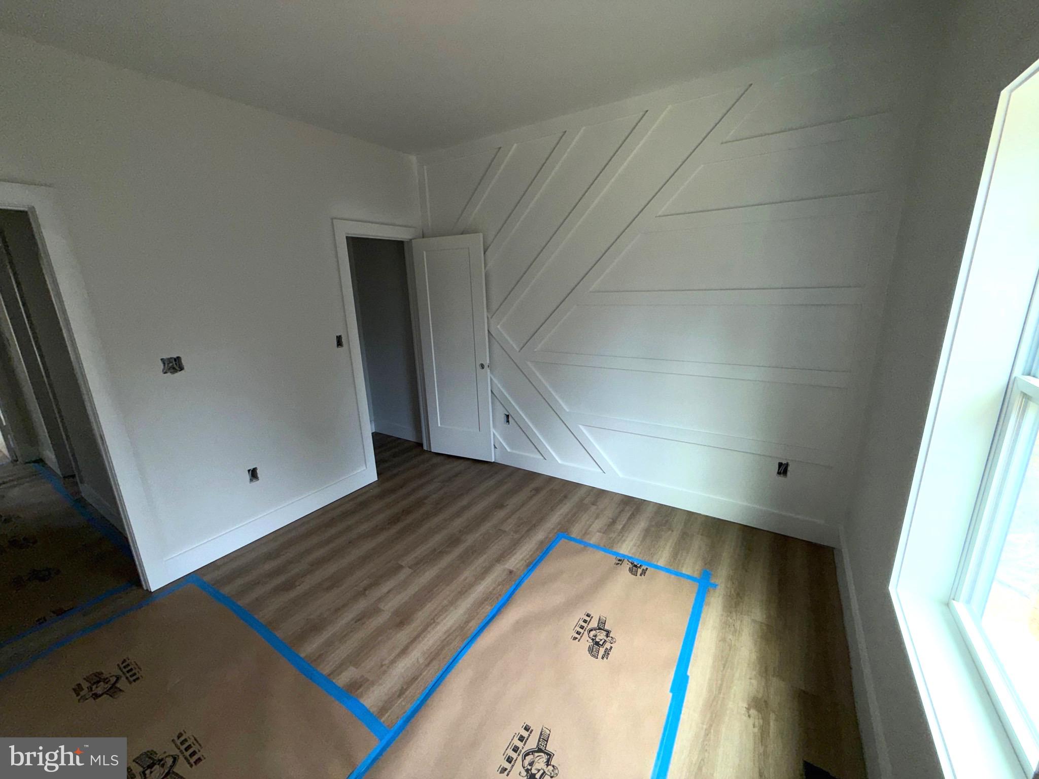 WINDFALL ACRES - Residential