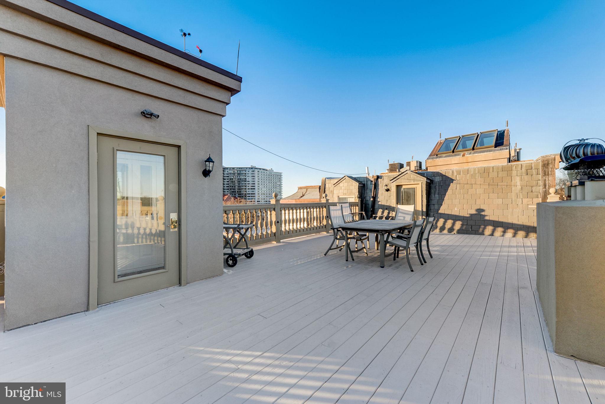 ART MUSEUM AREA - Residential