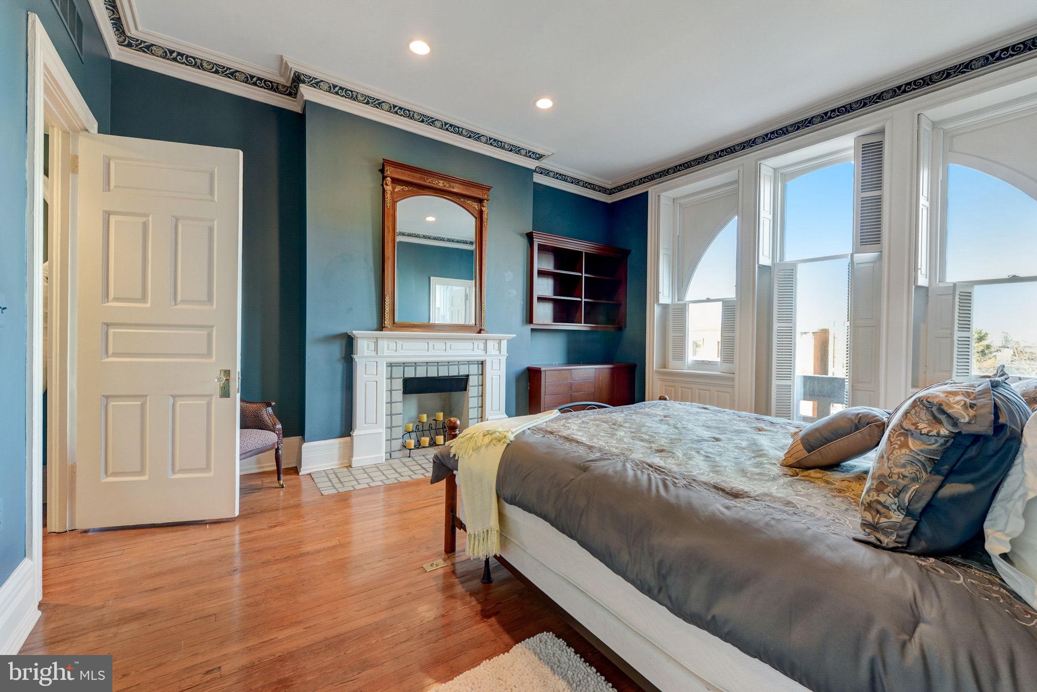 ART MUSEUM AREA - Residential