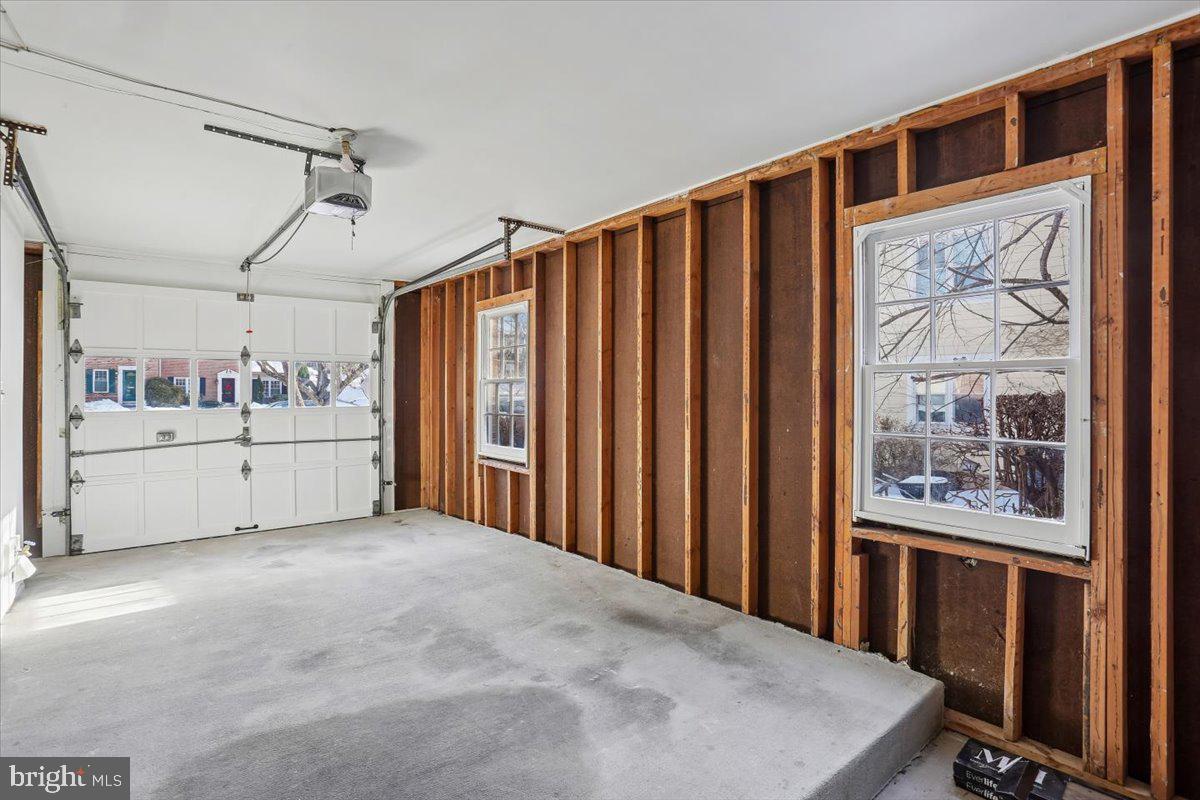 COLLEGE GARDENS - Residential