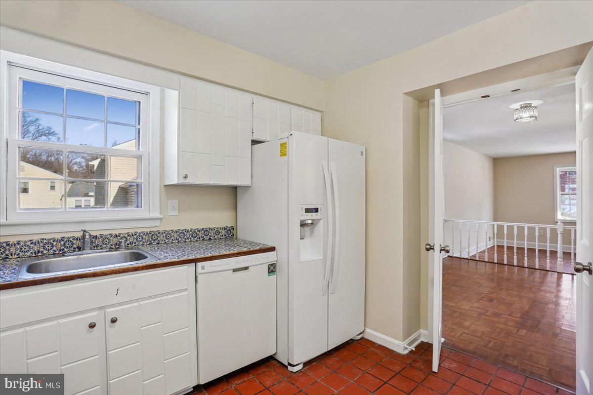 COLLEGE GARDENS - Residential