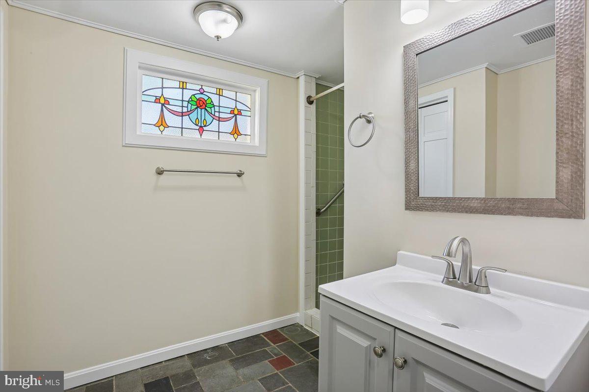 COLLEGE GARDENS - Residential