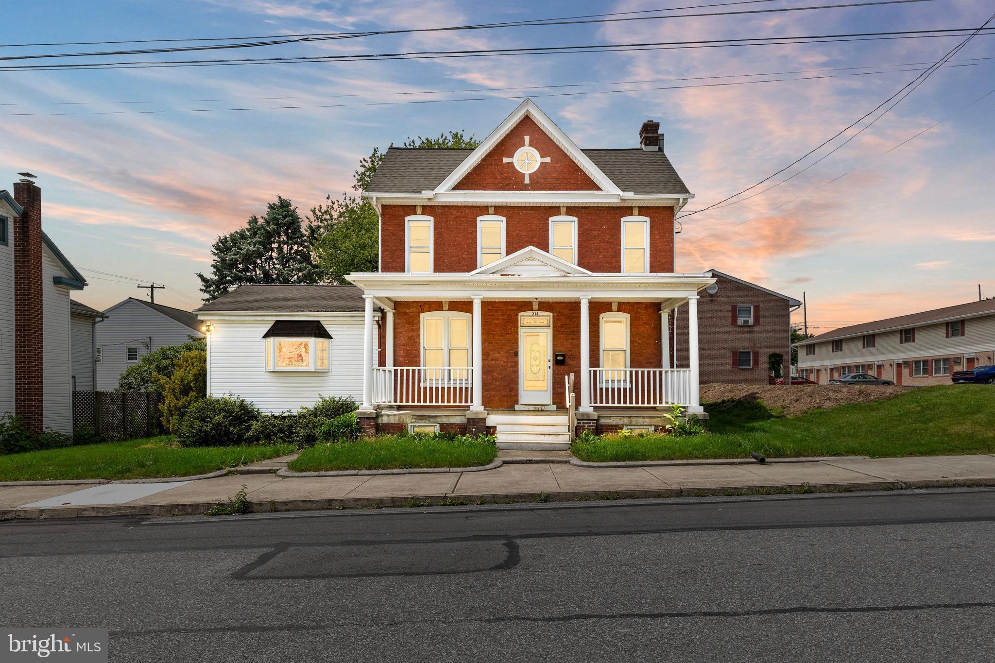 214 N HANOVER STREET