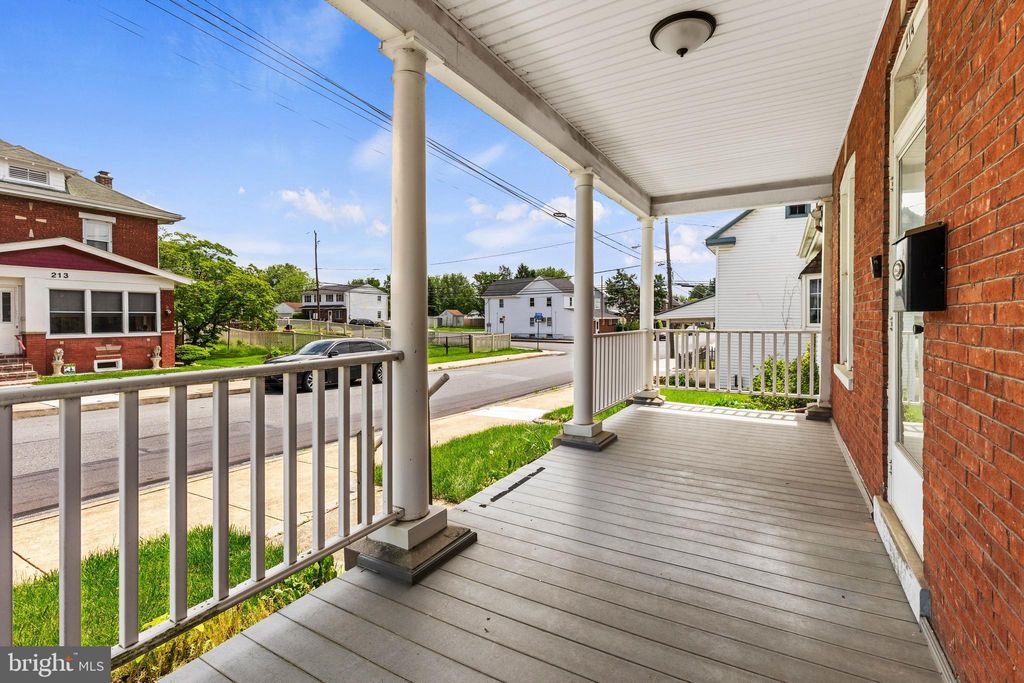 Photo of 214 N Hanover Street, ELIZABETHTOWN, PA 17022 (MLS # PALA2090852)