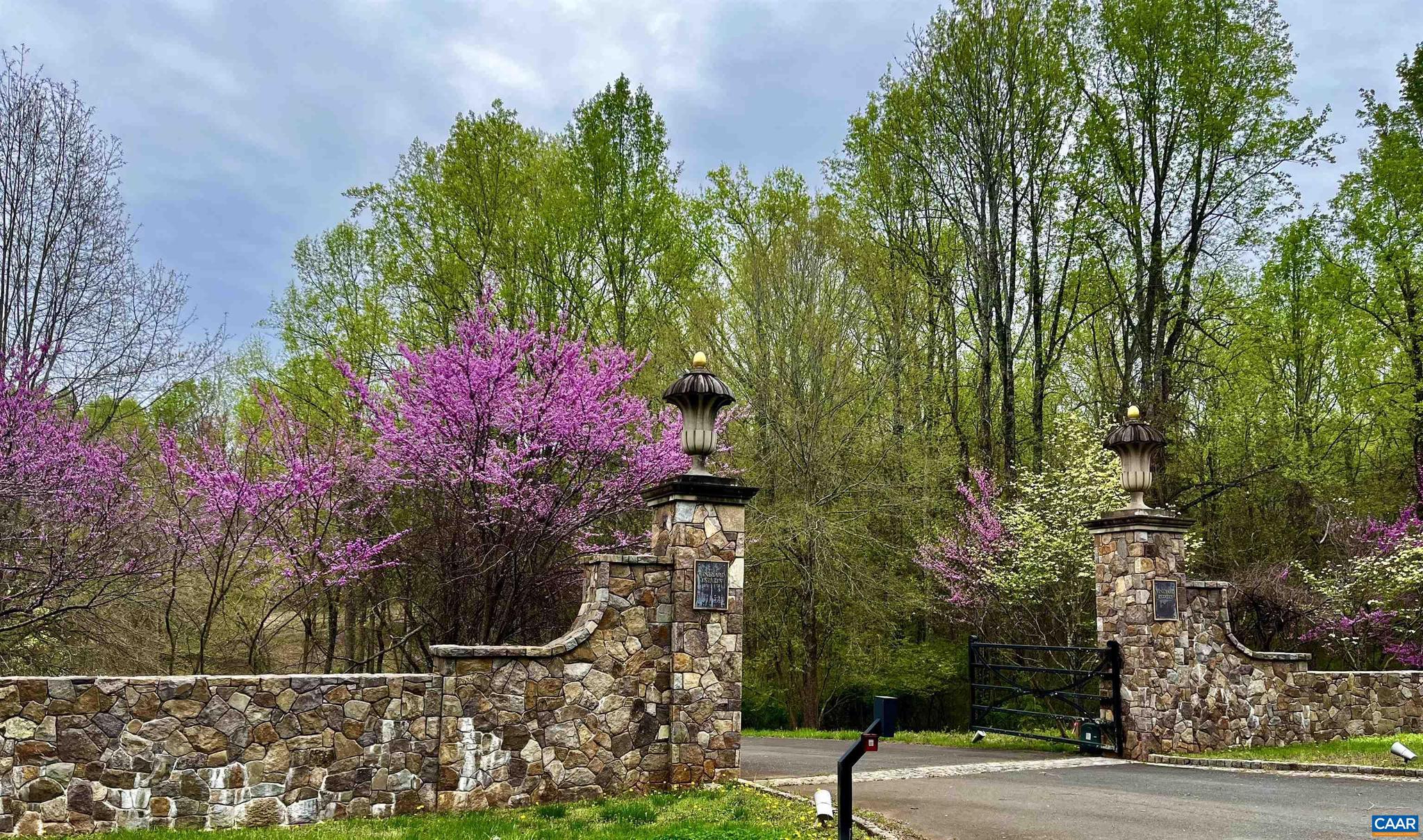 MEADOW ESTATES - Residential