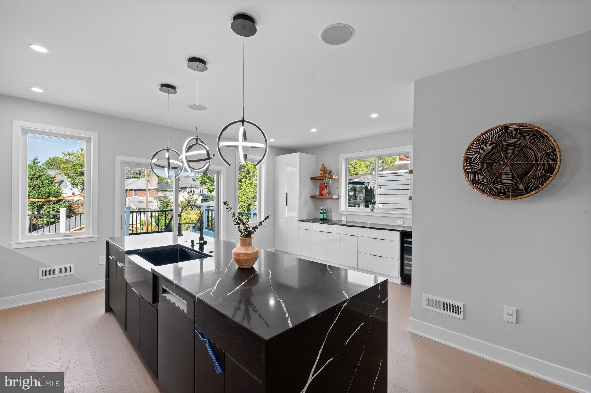 CONSHOHOCKEN - Residential