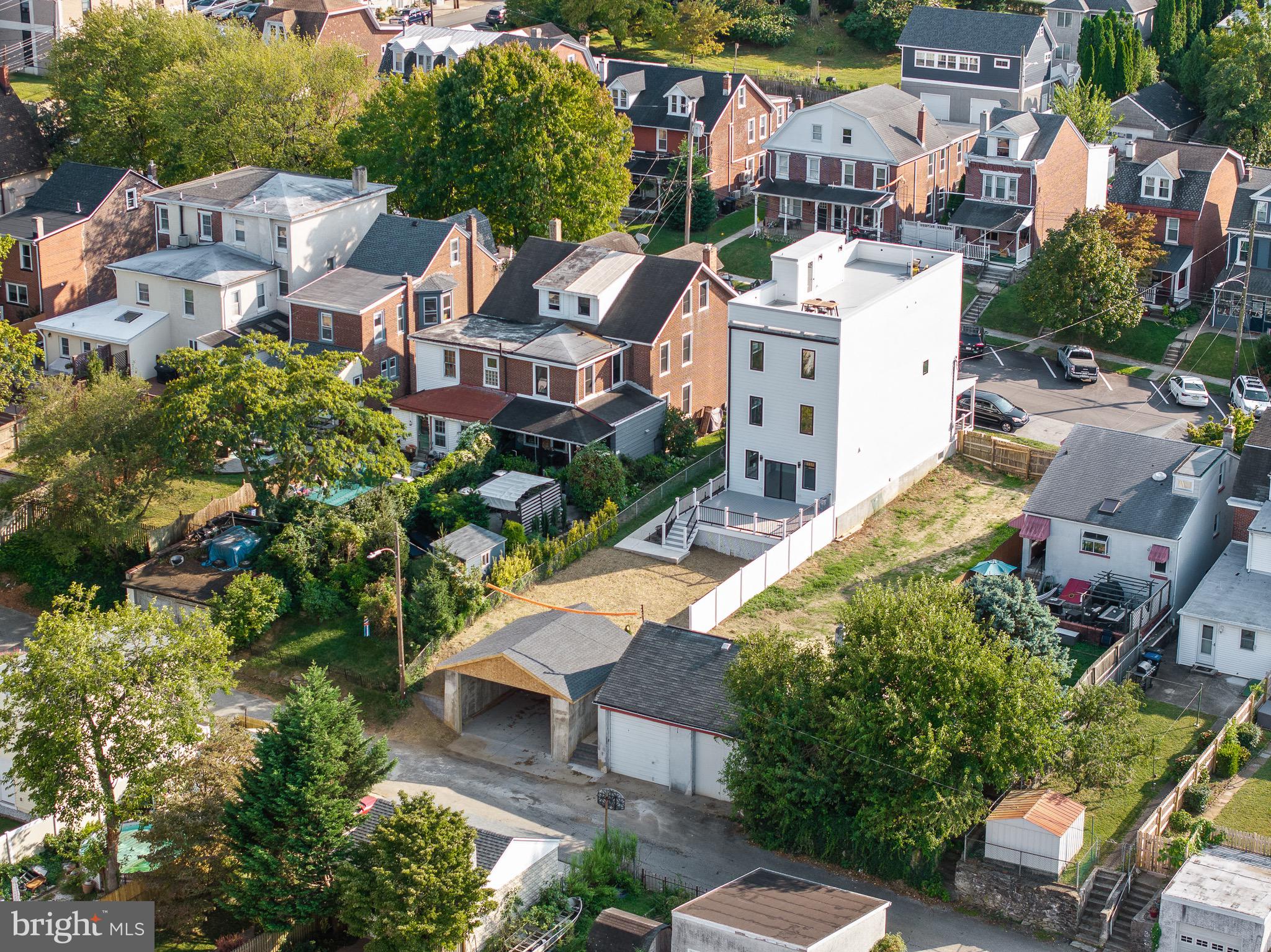 CONSHOHOCKEN - Residential