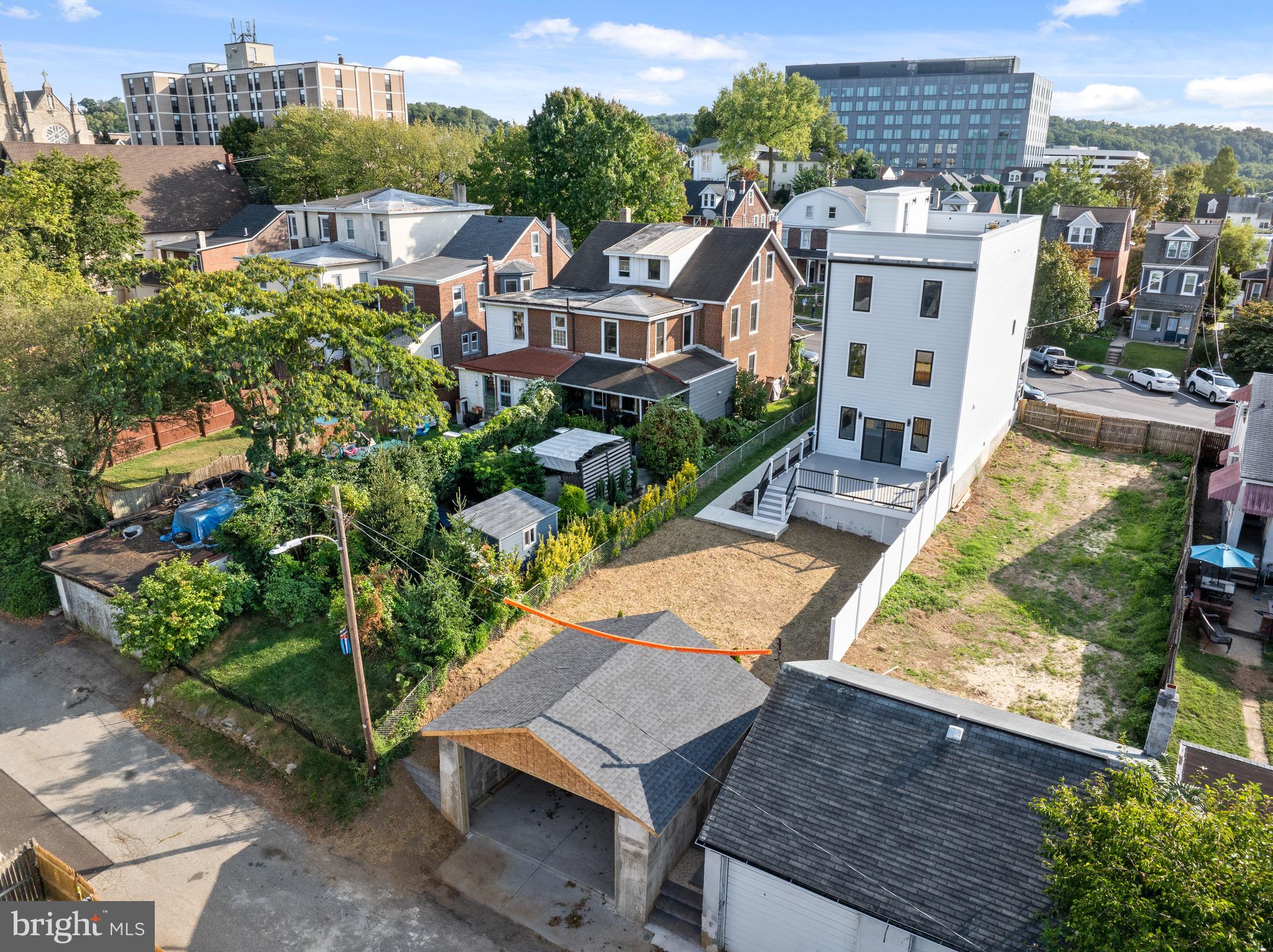 CONSHOHOCKEN - Residential