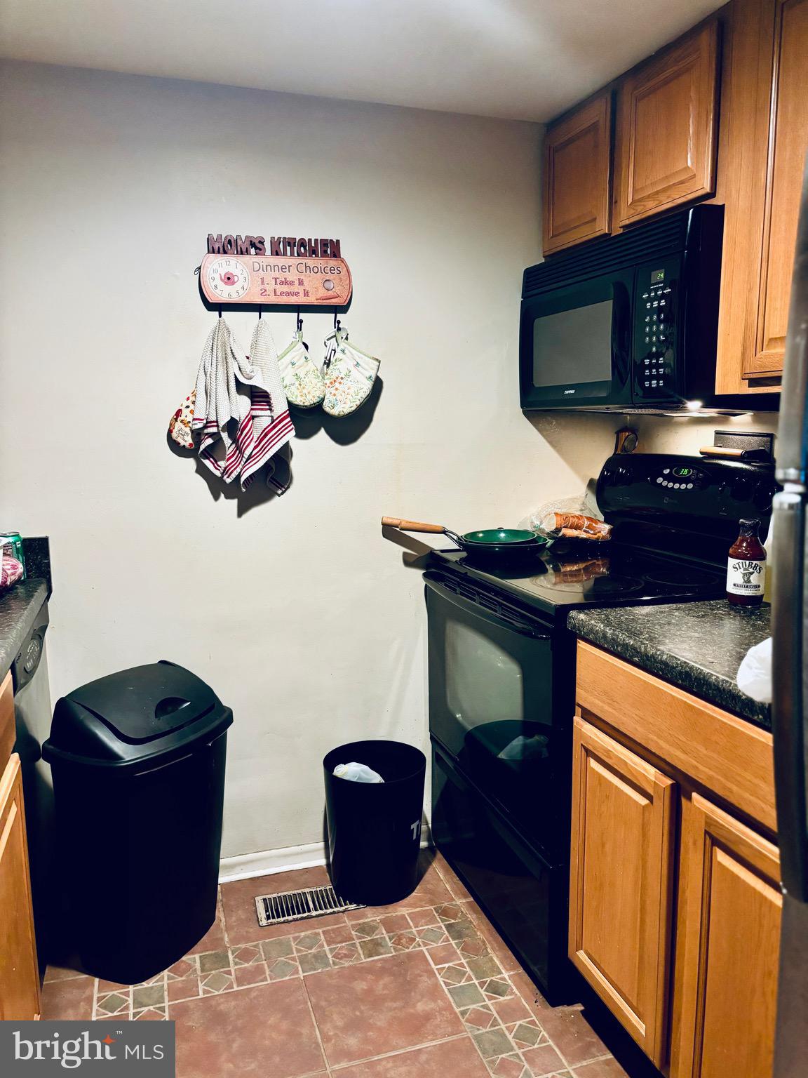 144 OBERLIN TERRACE 15-B