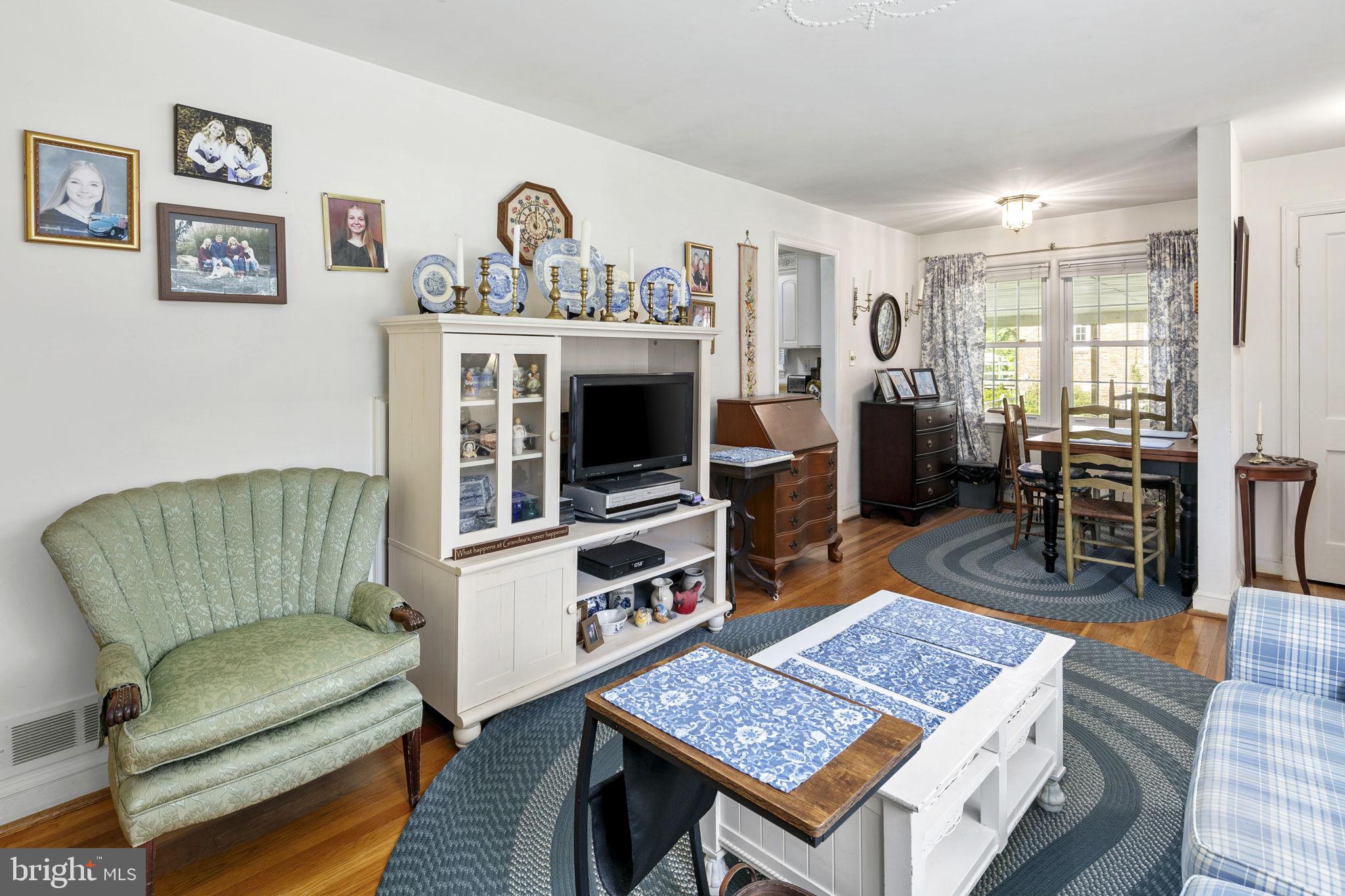 MT VERNON TERRACE - Residential