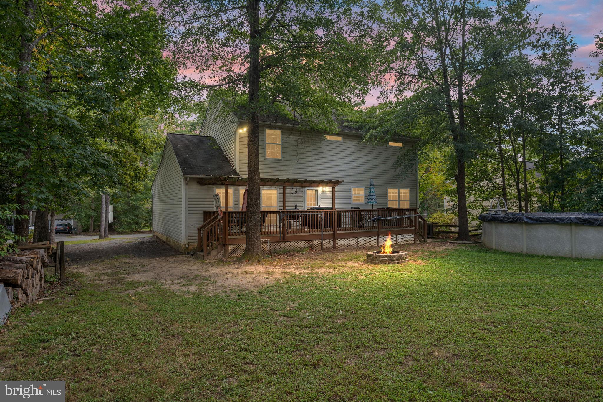 LAKE LAND OR - Residential