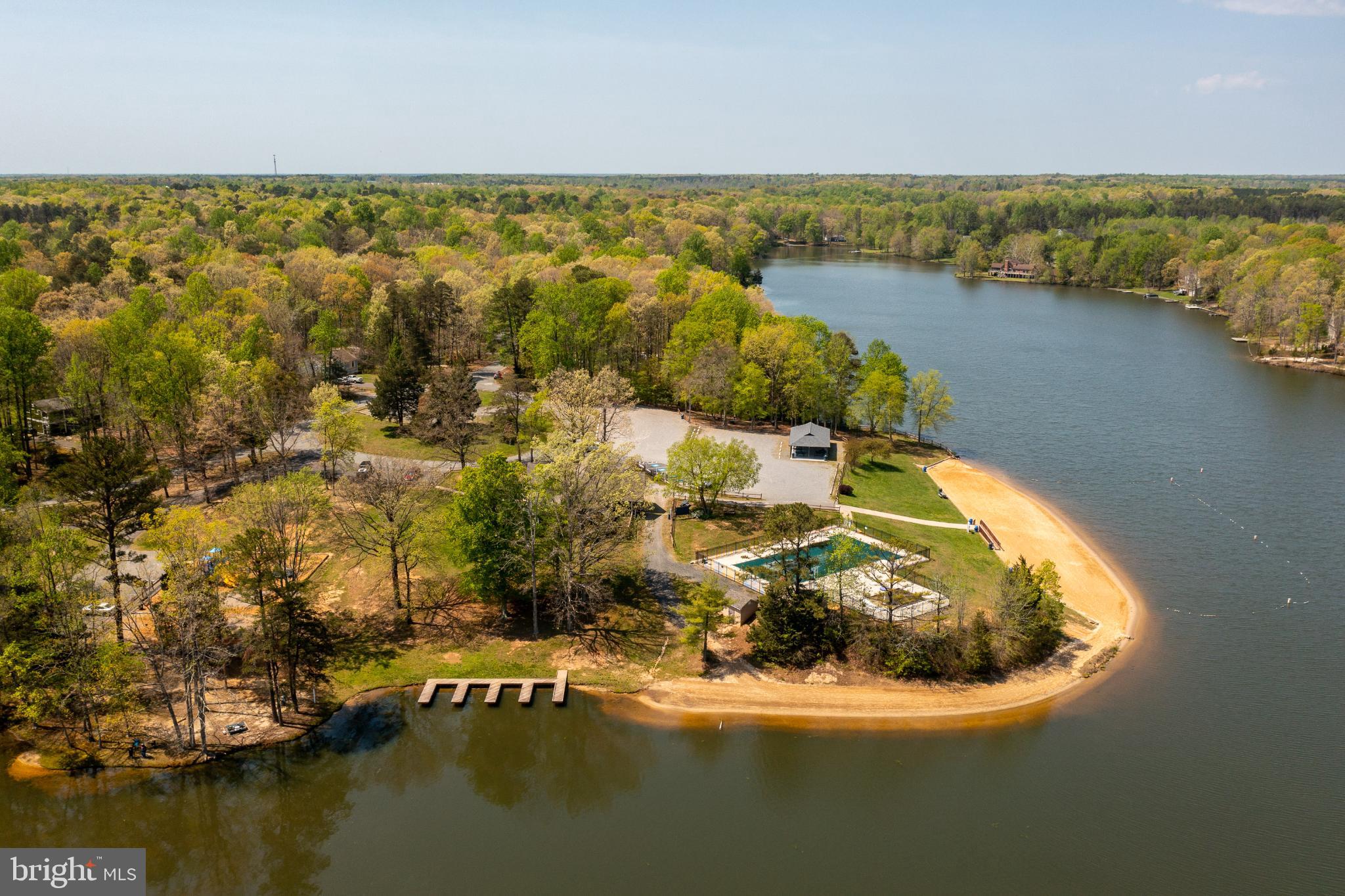 LAKE LAND OR - Residential