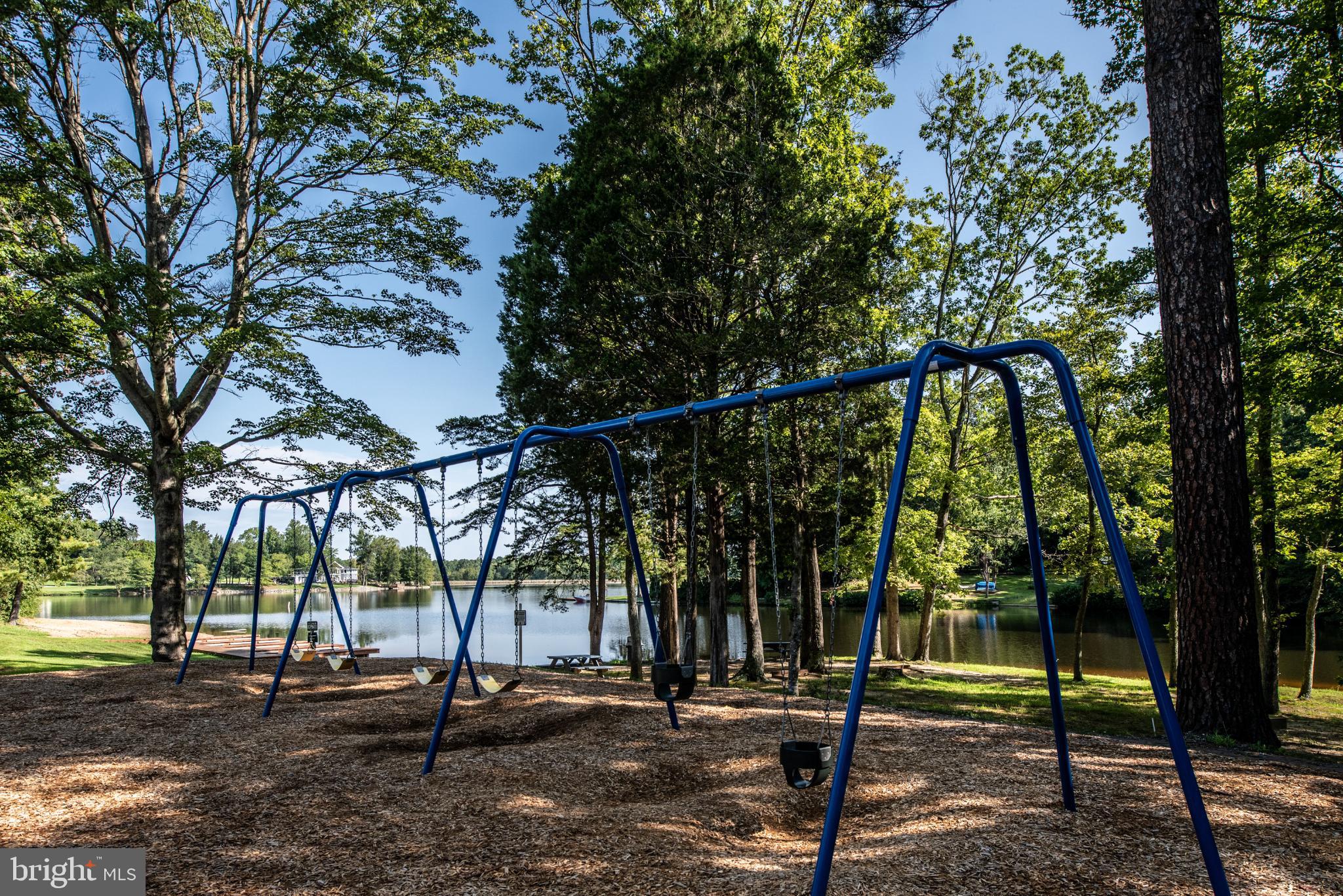 LAKE LAND OR - Residential