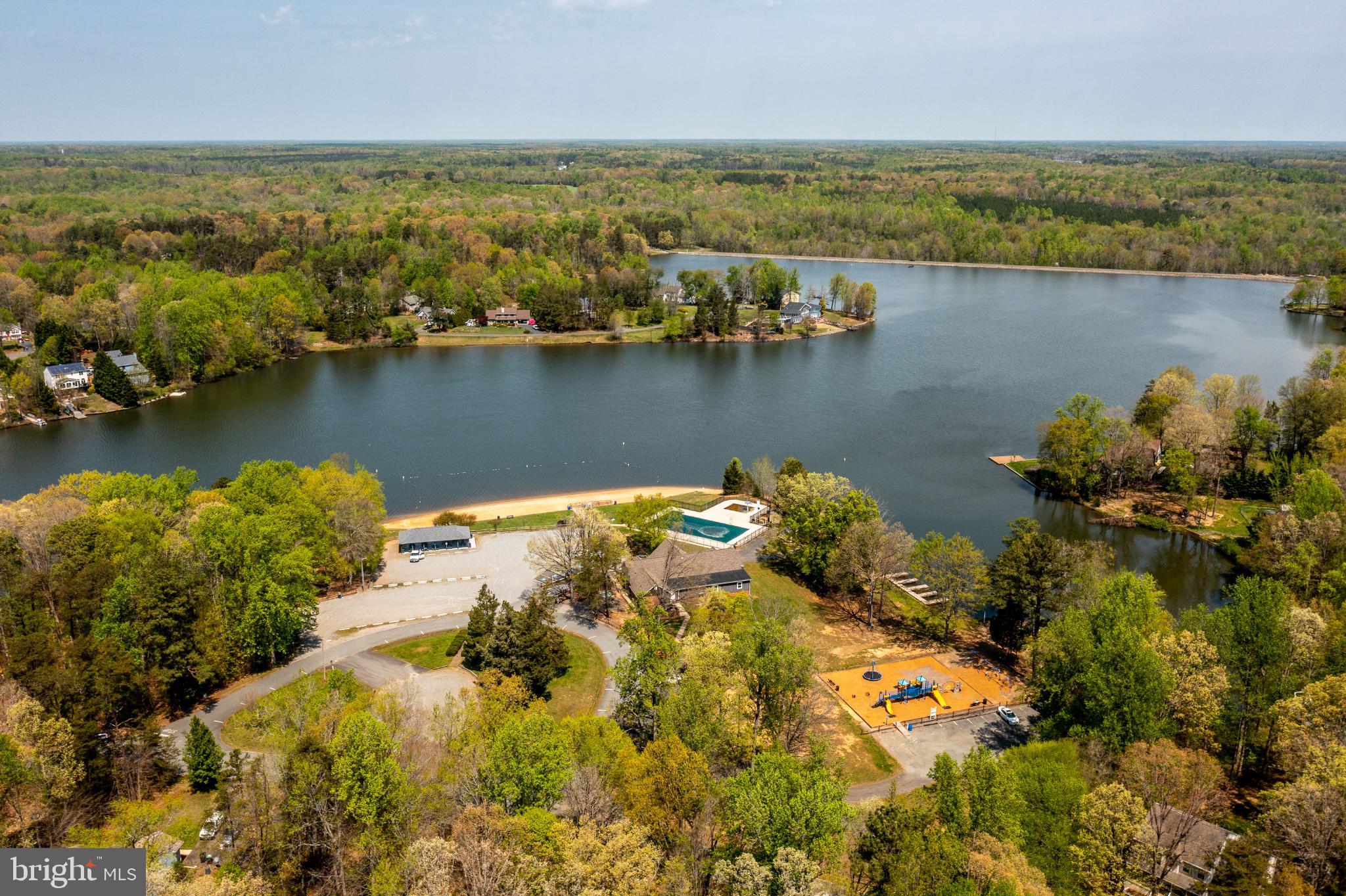 LAKE LAND OR - Residential