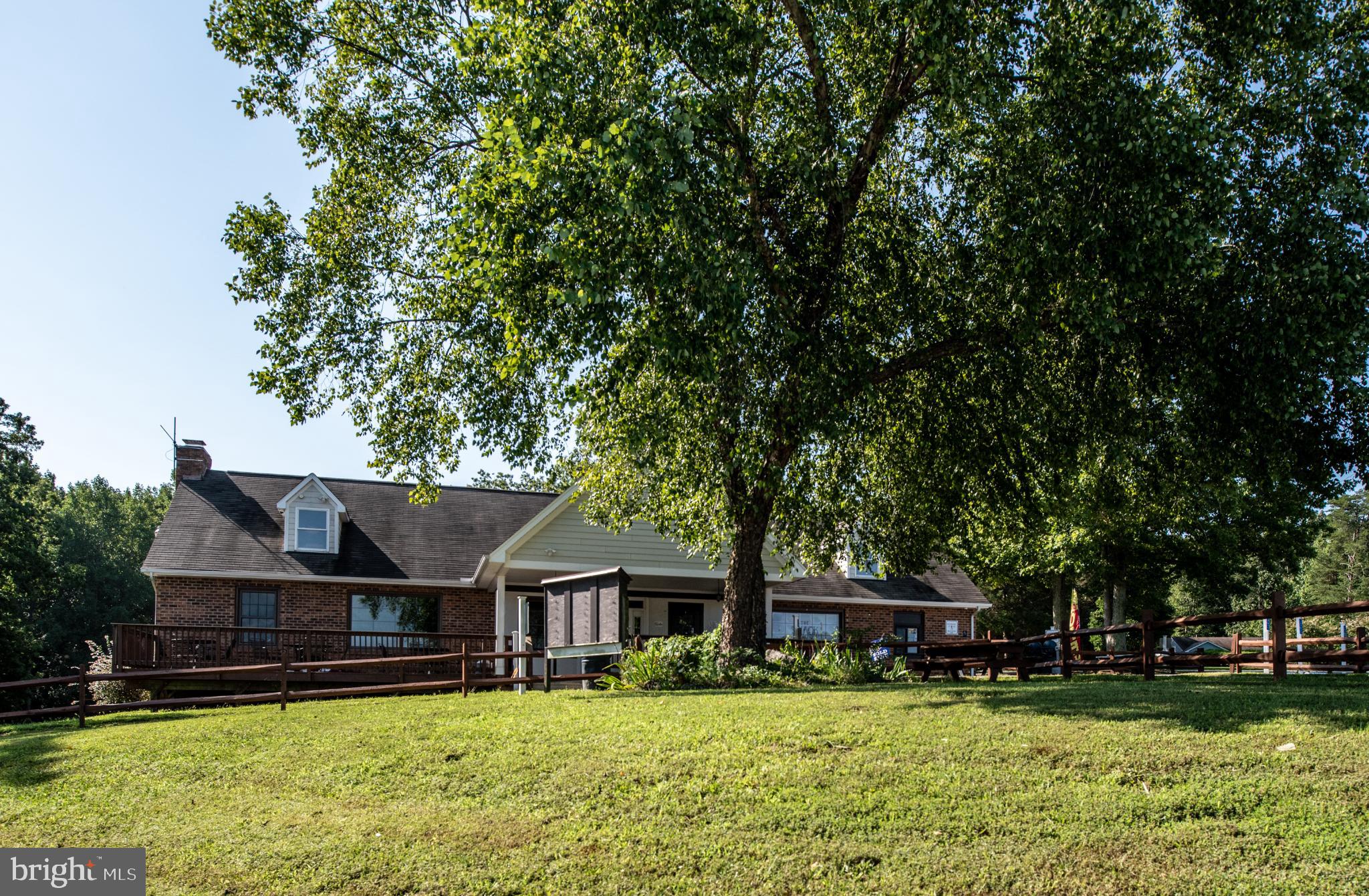 LAKE LAND OR - Residential