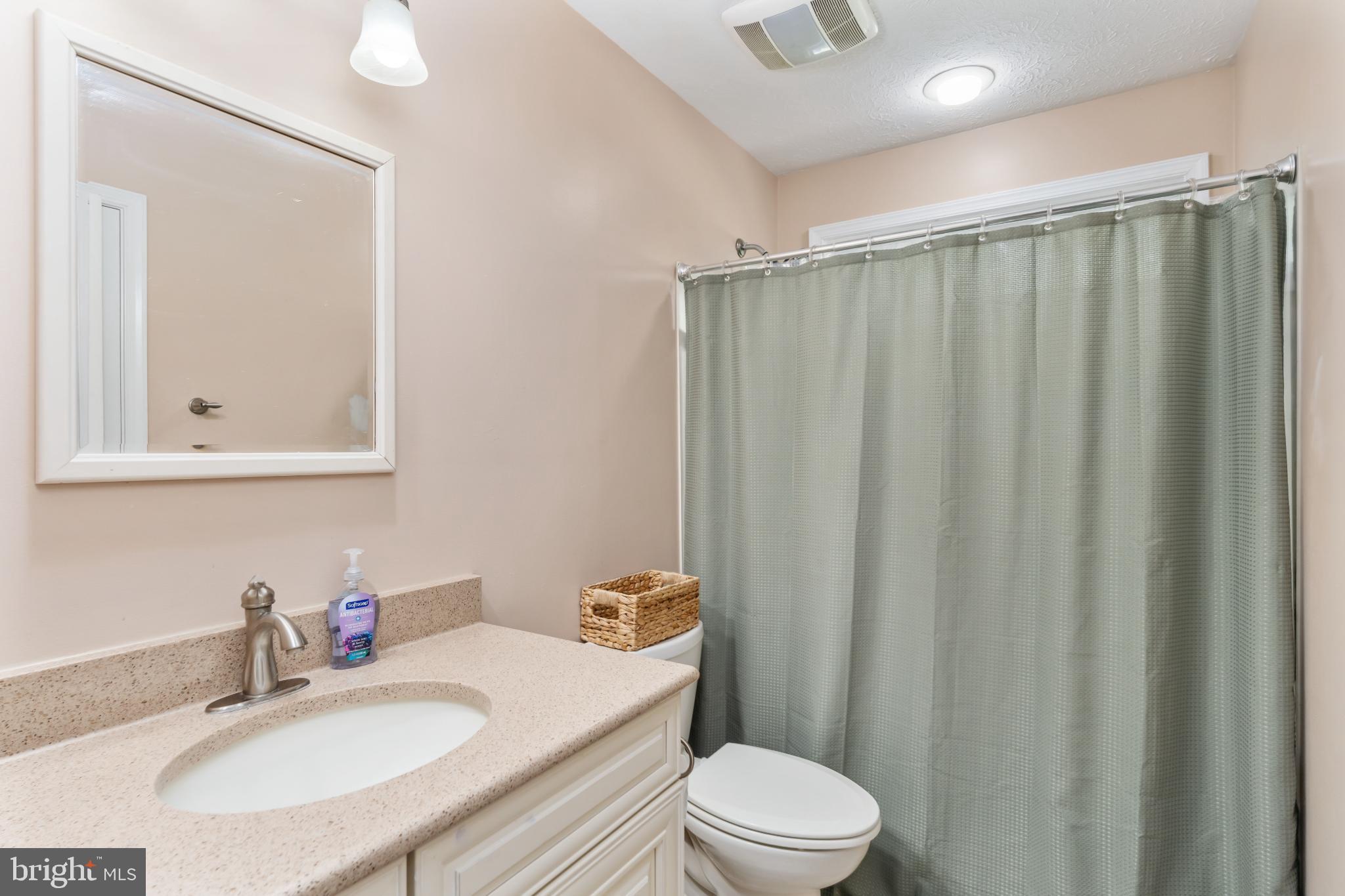 LAKE LAND OR - Residential