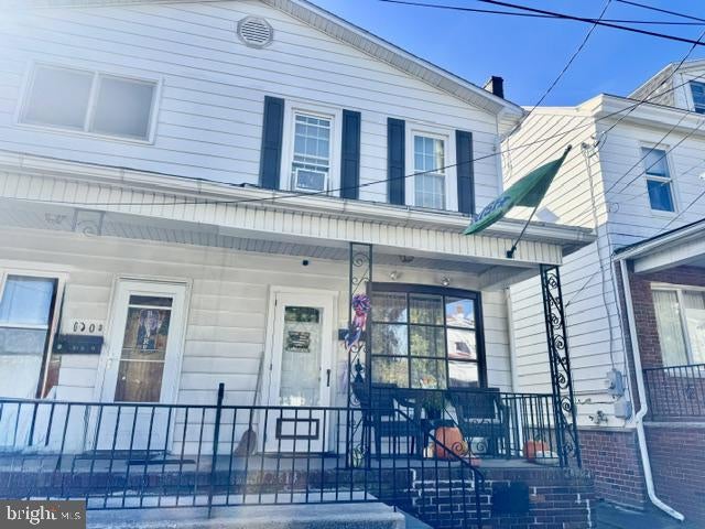 112 FOURTH STREET N