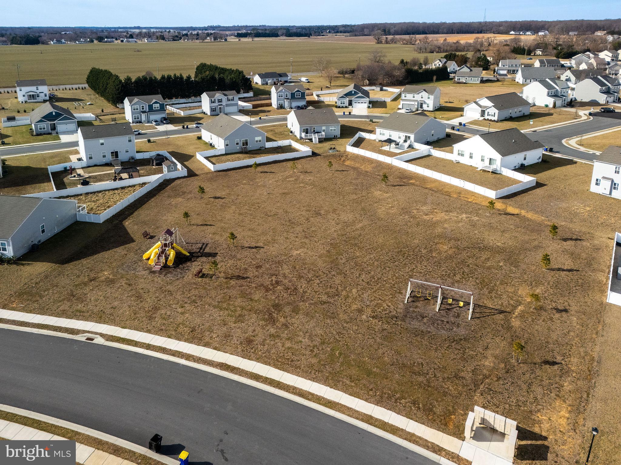 COURSEYS POINT - Residential