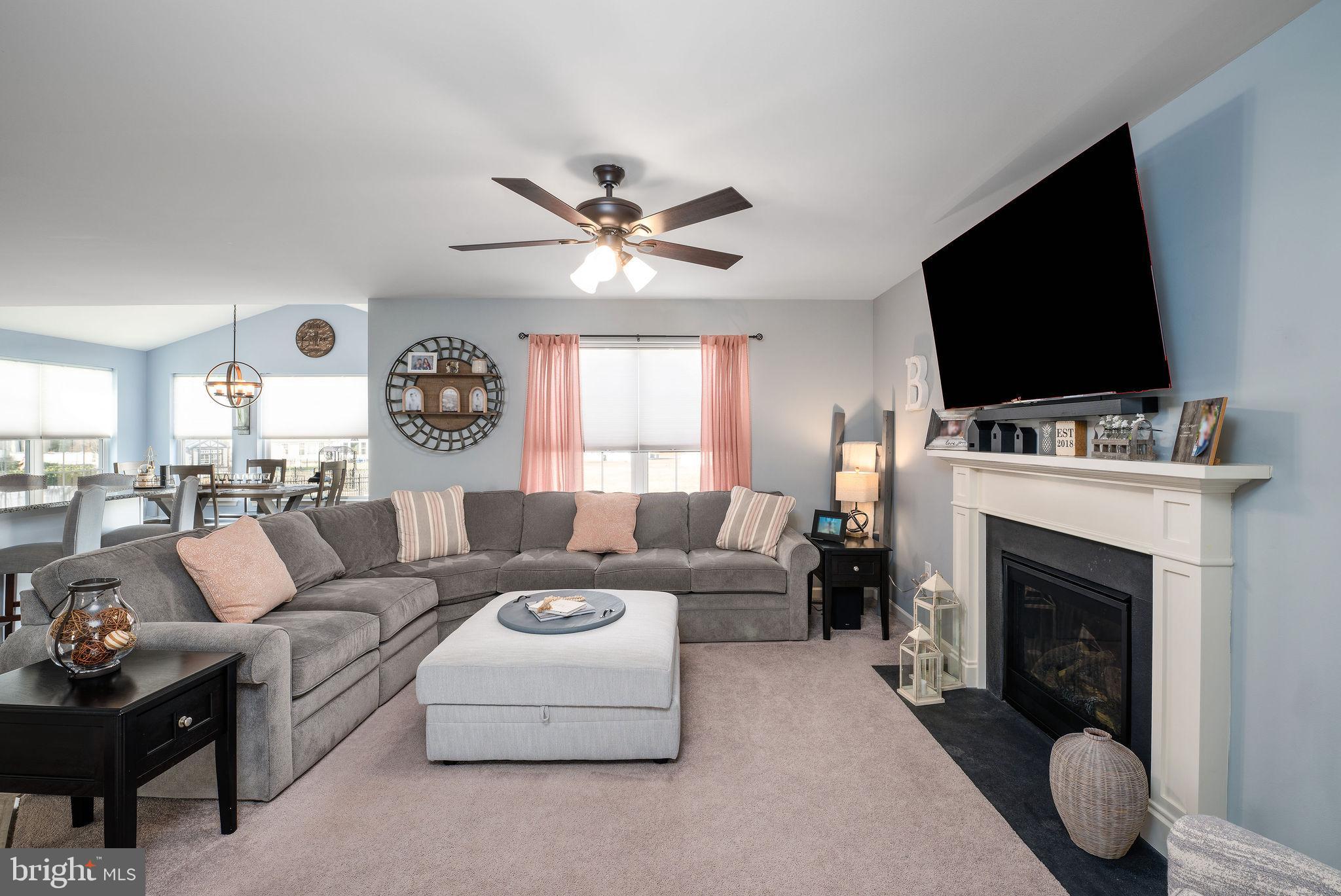 COURSEYS POINT - Residential