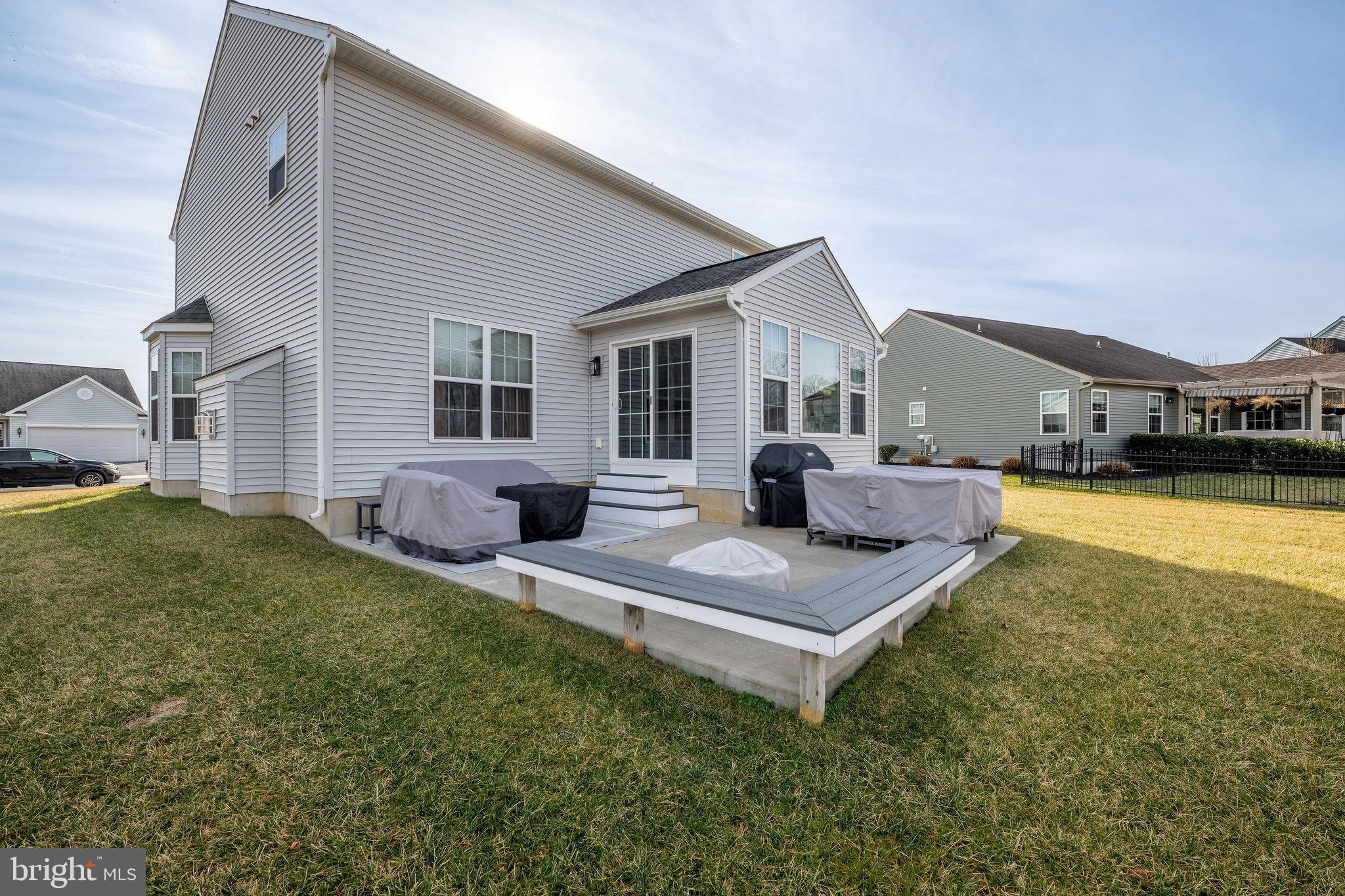 COURSEYS POINT - Residential