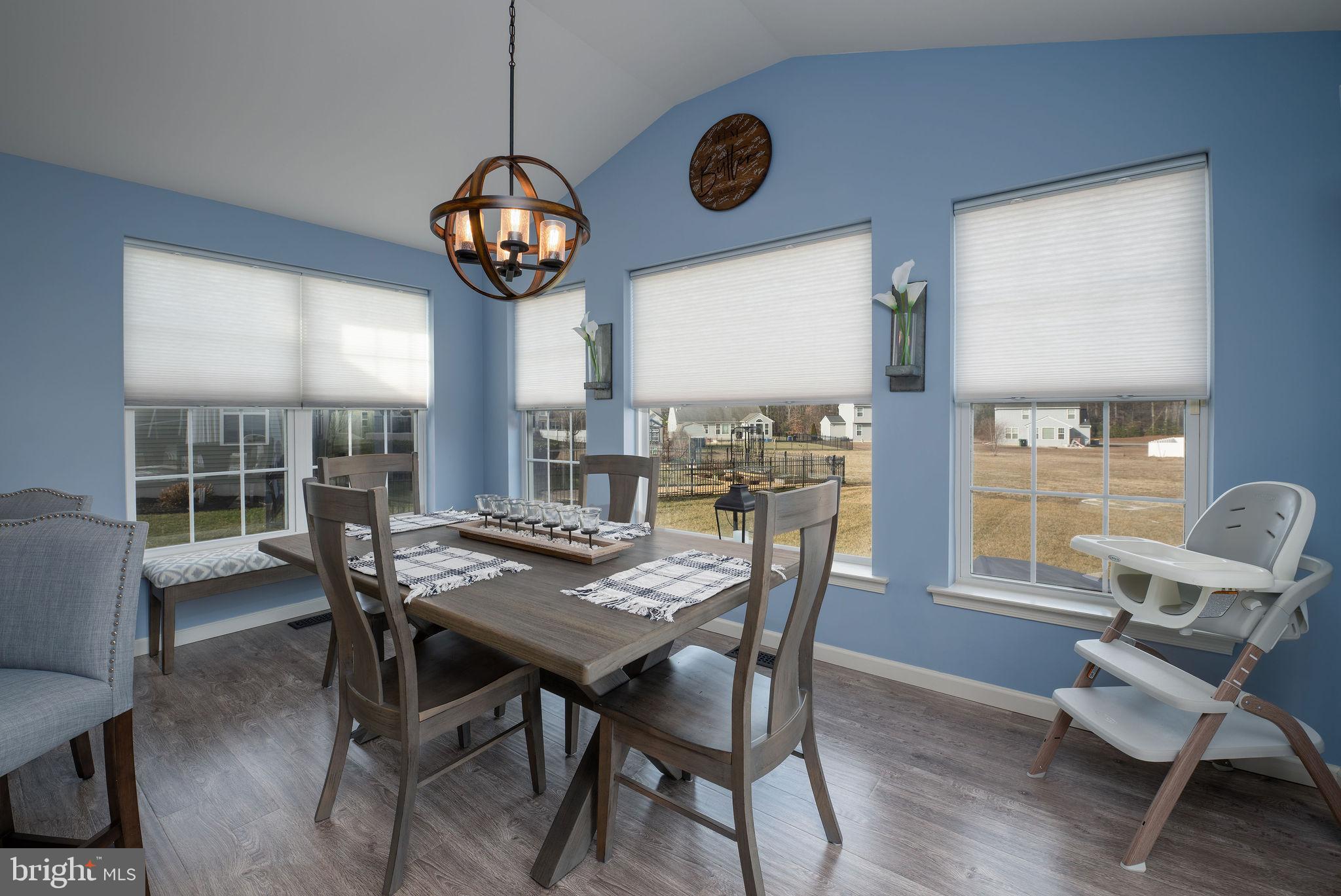 COURSEYS POINT - Residential