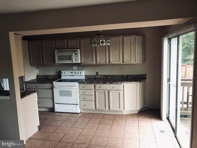 BROOKSHIRE - Residential