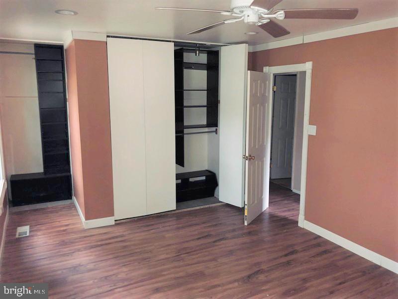 BROOKSHIRE - Residential