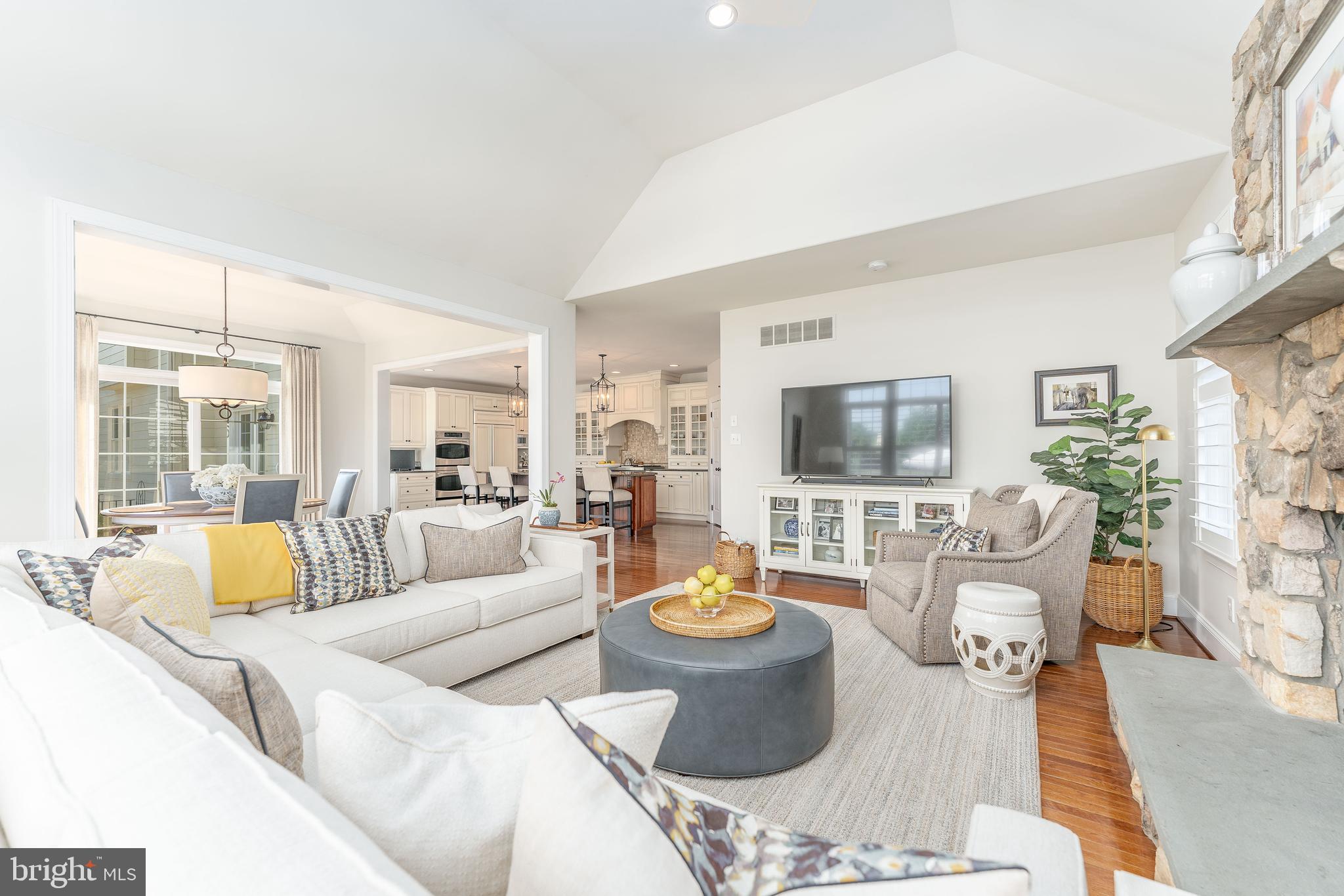 CUMBERLAND MEADOWS - Residential