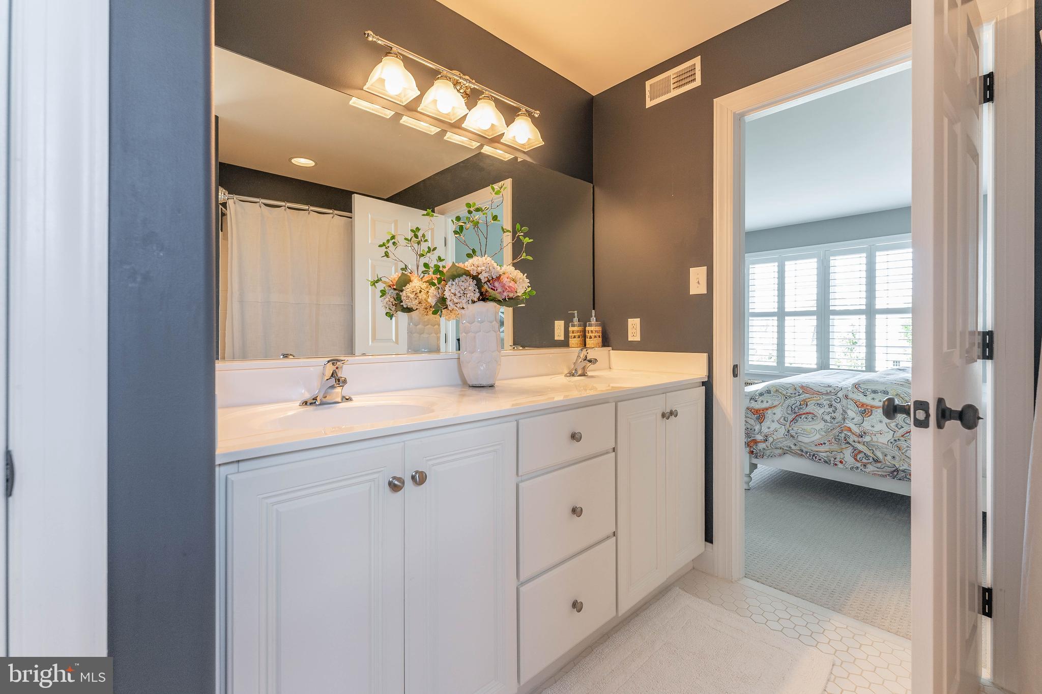 CUMBERLAND MEADOWS - Residential