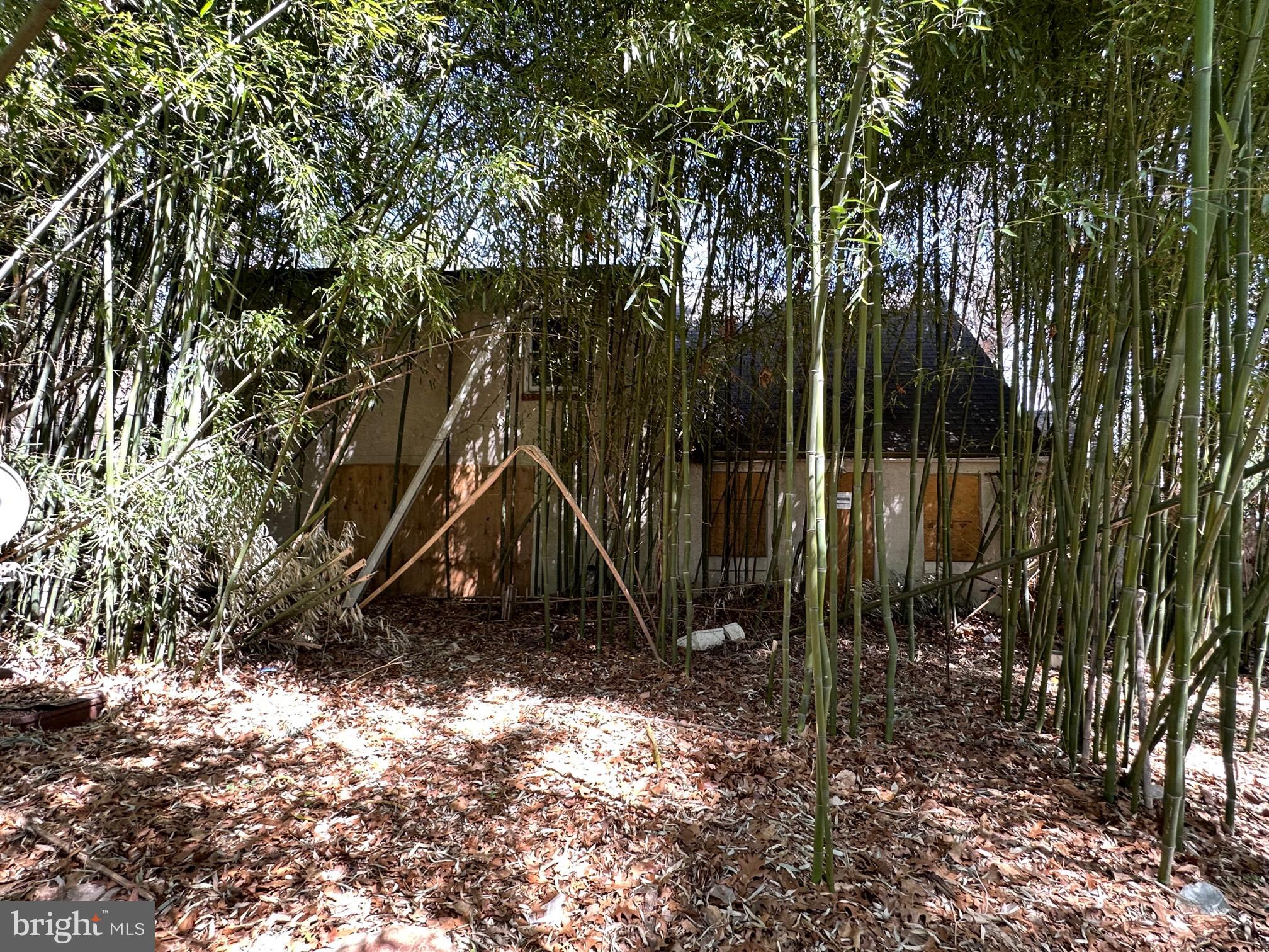 NONE AVAILABLE - Land