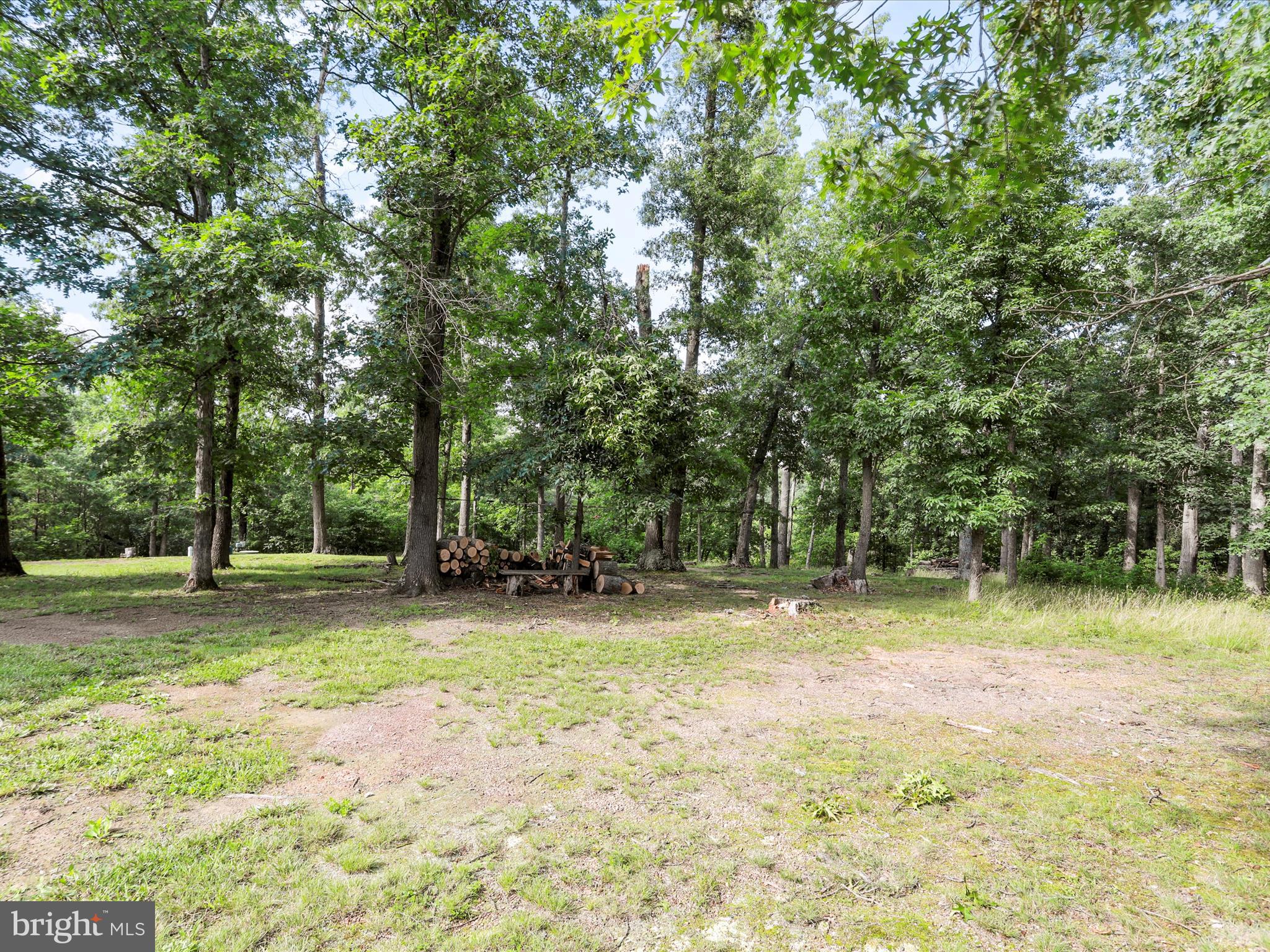 RELIANCE WOODS - Residential