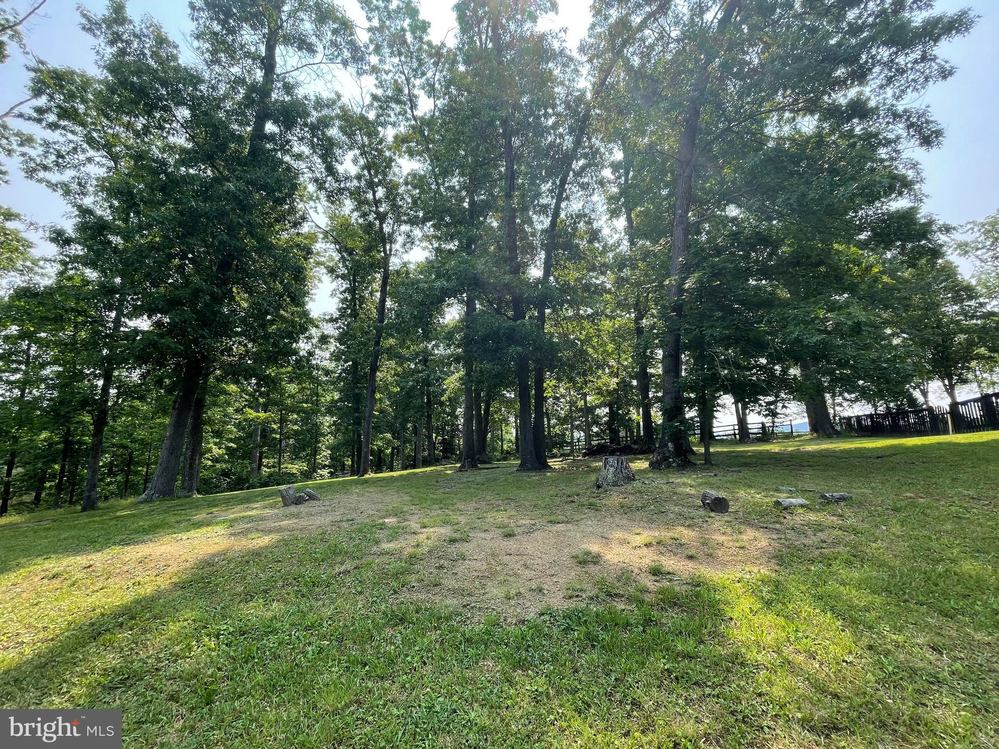 RELIANCE WOODS - Residential