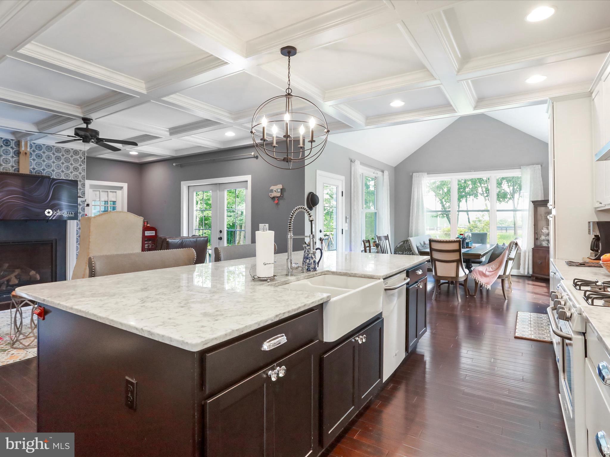 RELIANCE WOODS - Residential