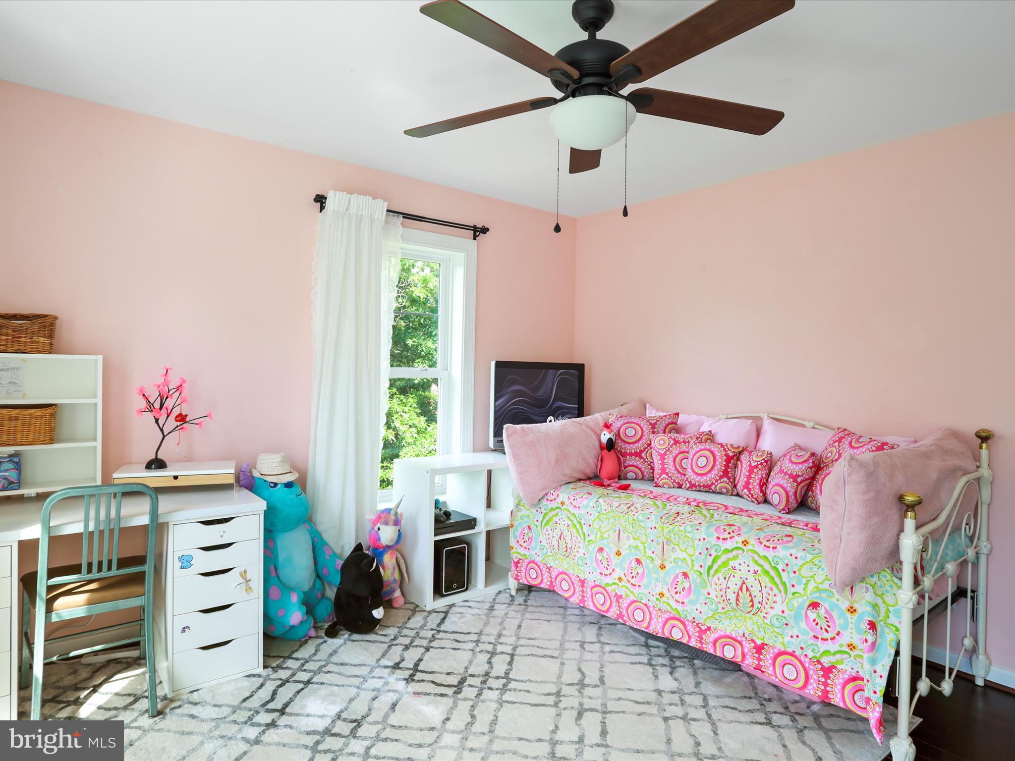 RELIANCE WOODS - Residential