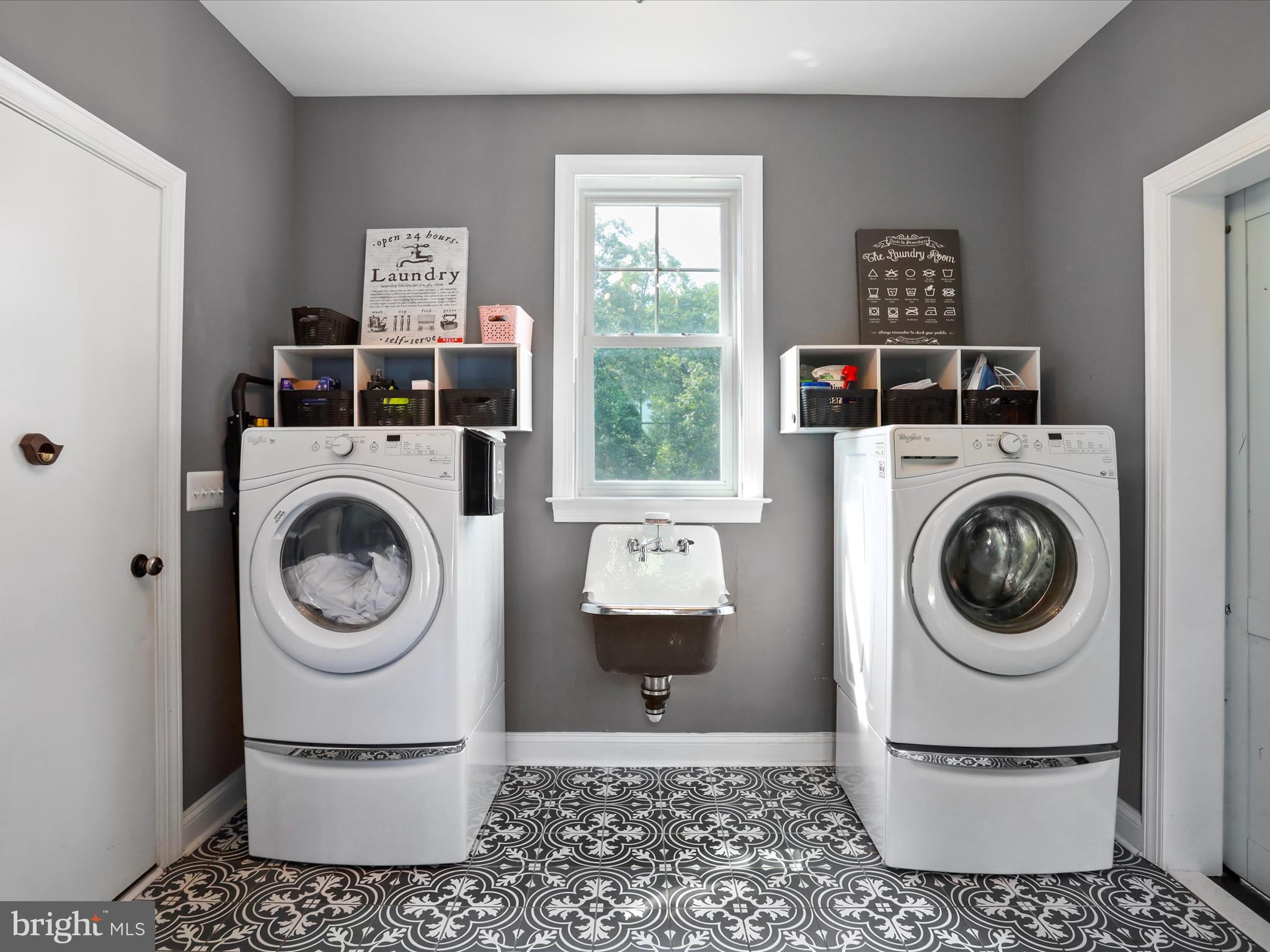 RELIANCE WOODS - Residential