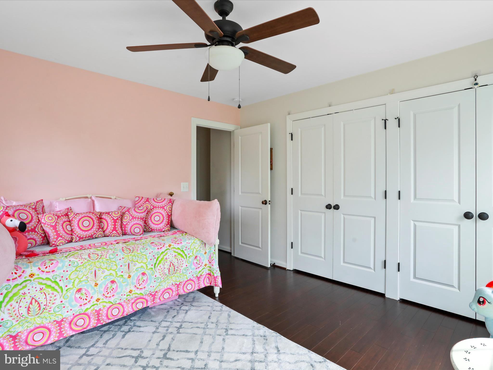 RELIANCE WOODS - Residential