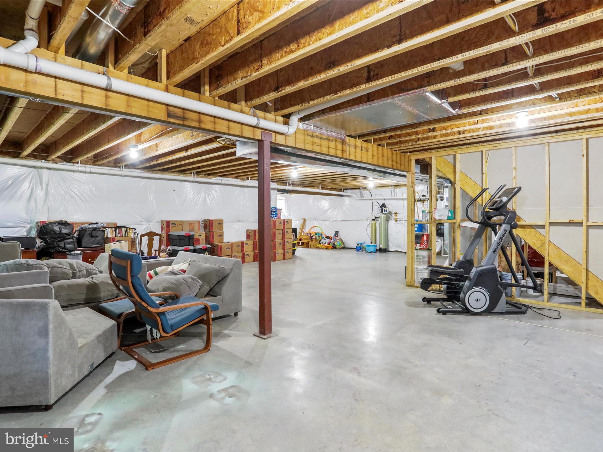 RELIANCE WOODS - Residential