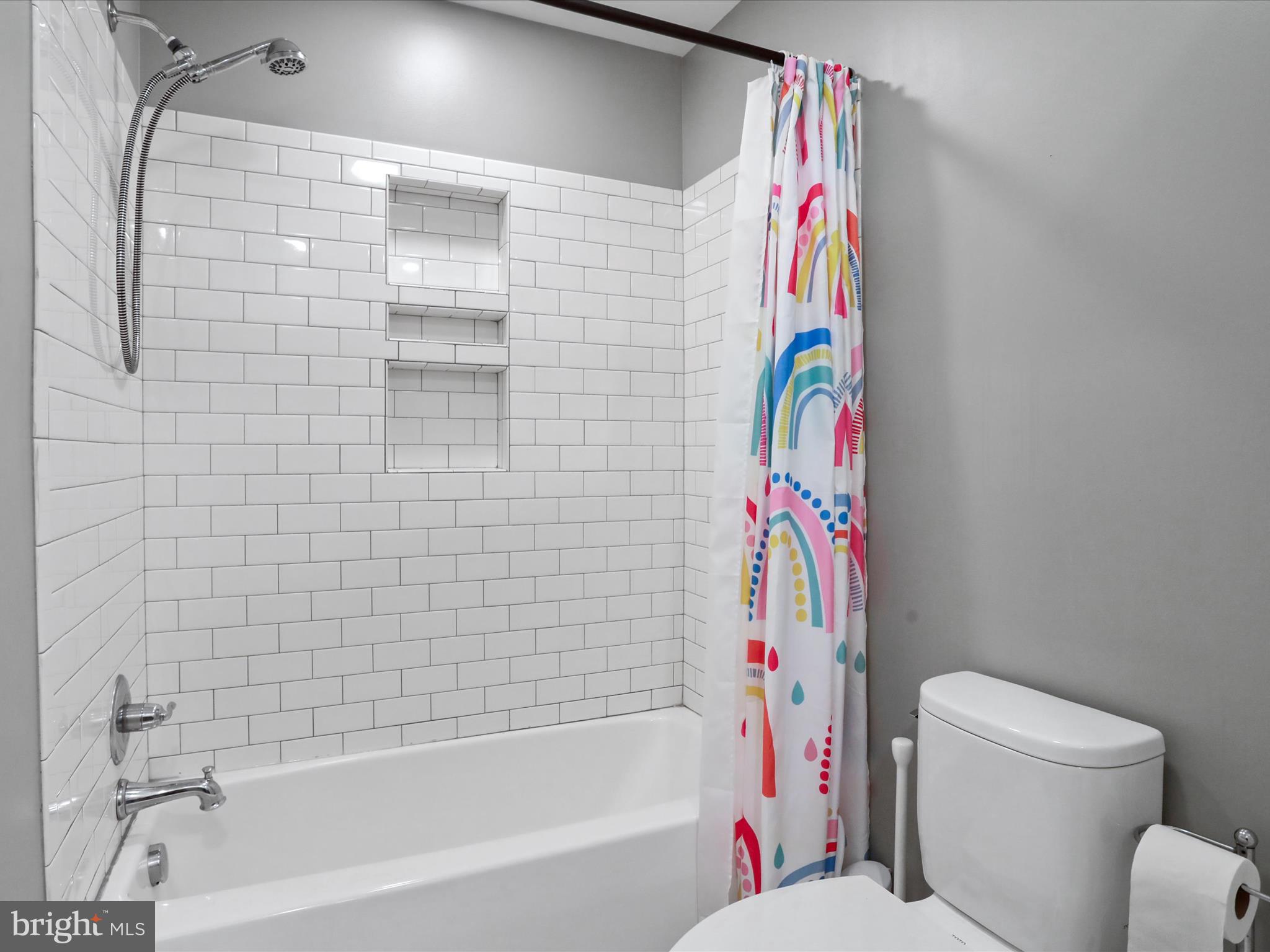 RELIANCE WOODS - Residential