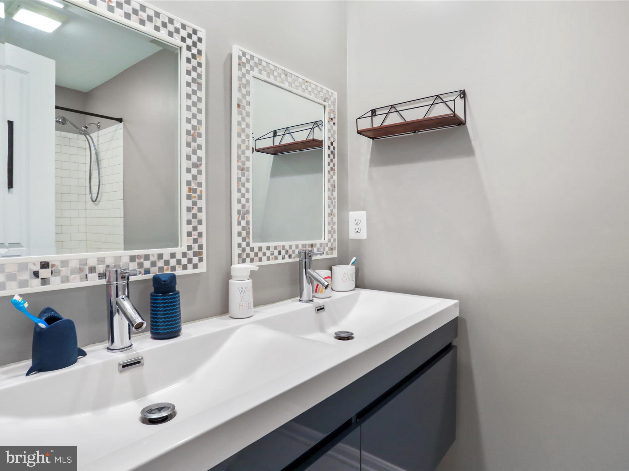 RELIANCE WOODS - Residential