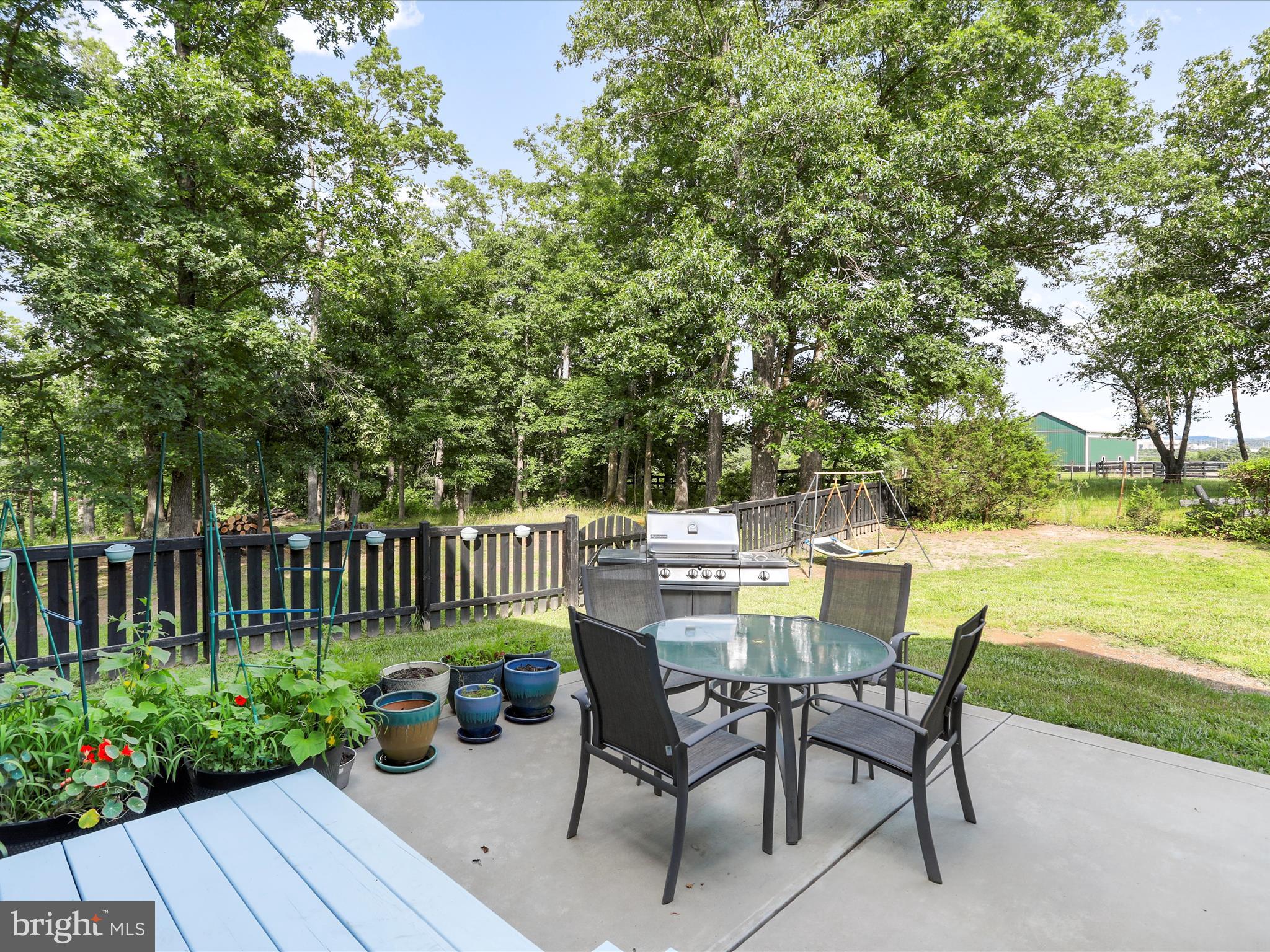 RELIANCE WOODS - Residential