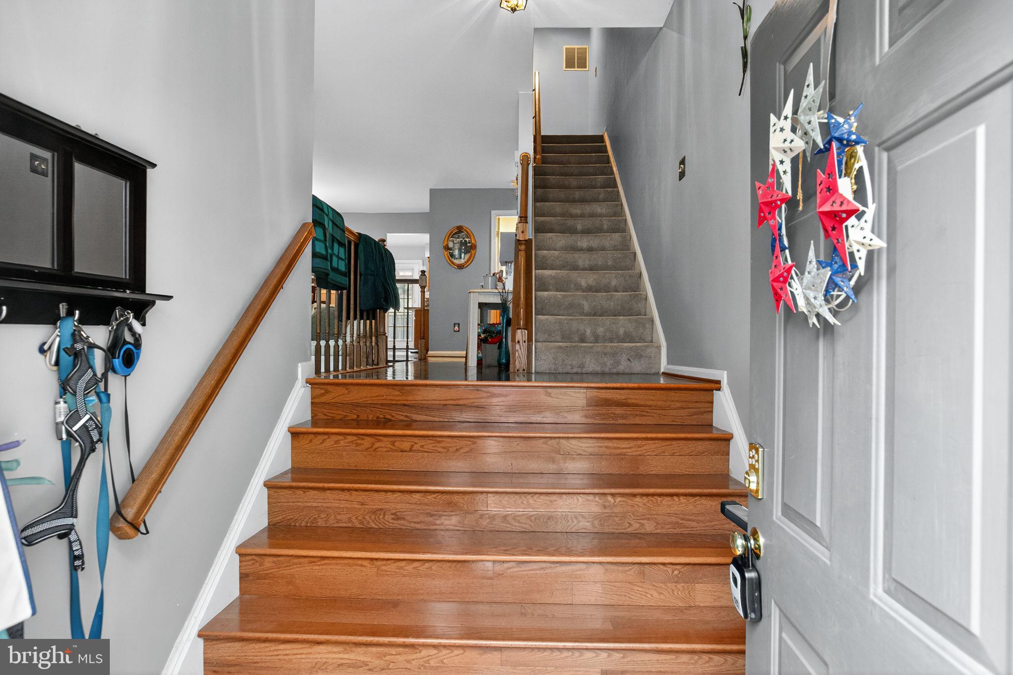 7354 HIDDEN KNOLLS COURT