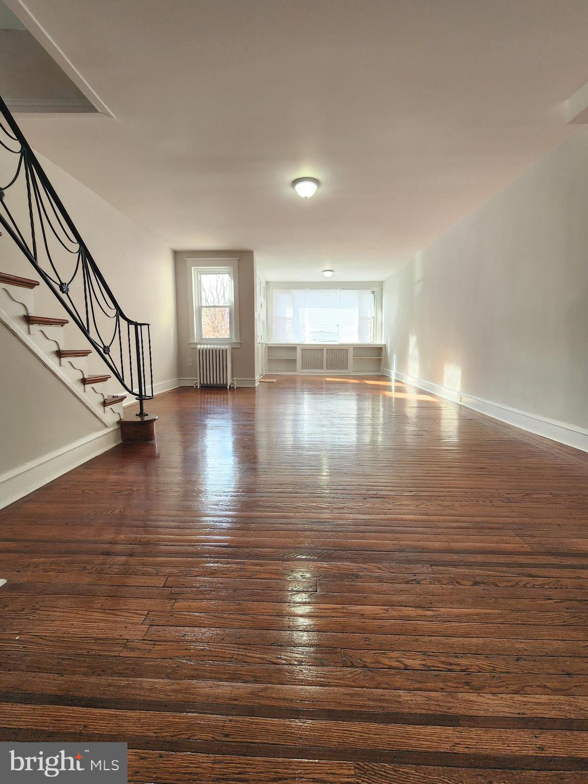 WEST OAK LANE - Residential