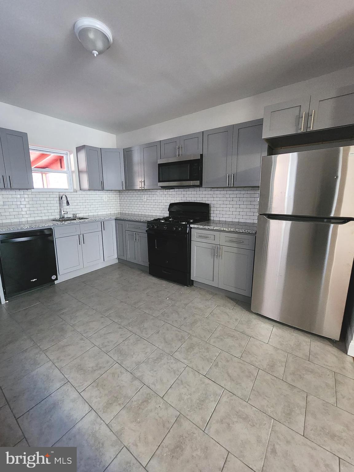WEST OAK LANE - Residential