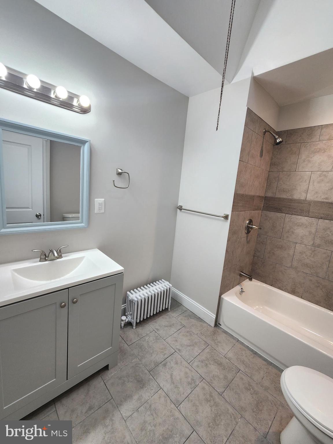WEST OAK LANE - Residential