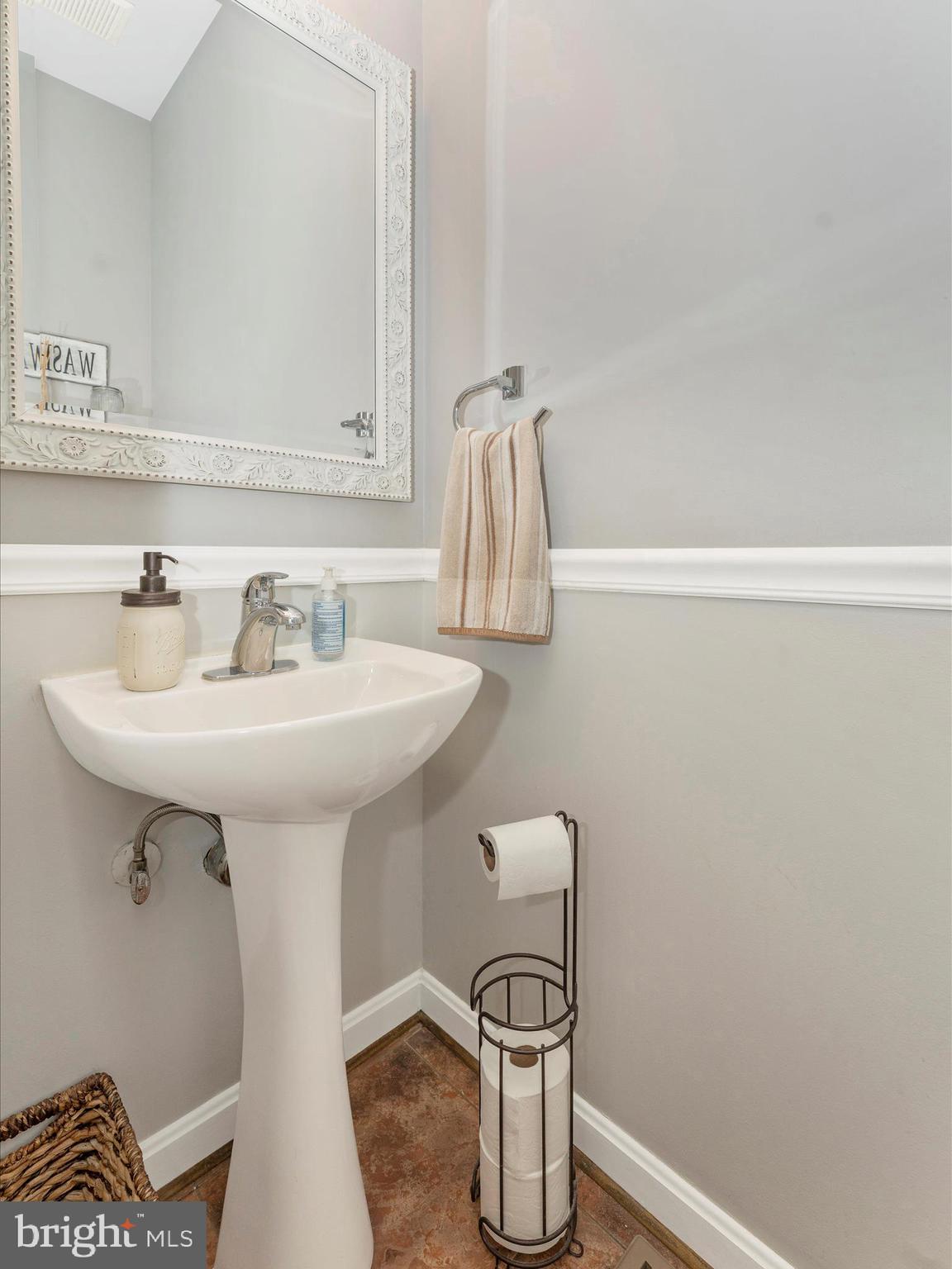 SAMHILL ESTATES - Residential