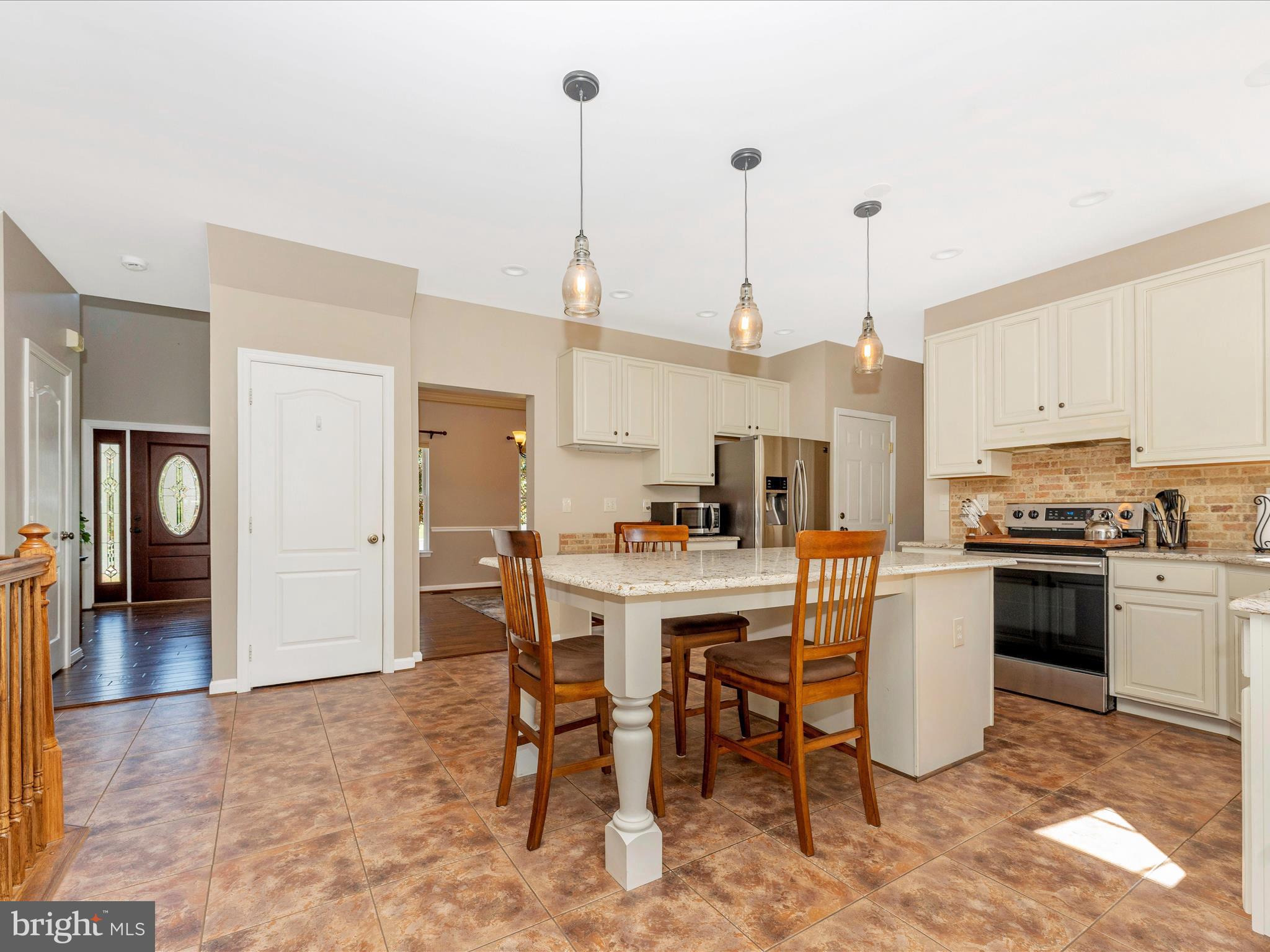 SAMHILL ESTATES - Residential