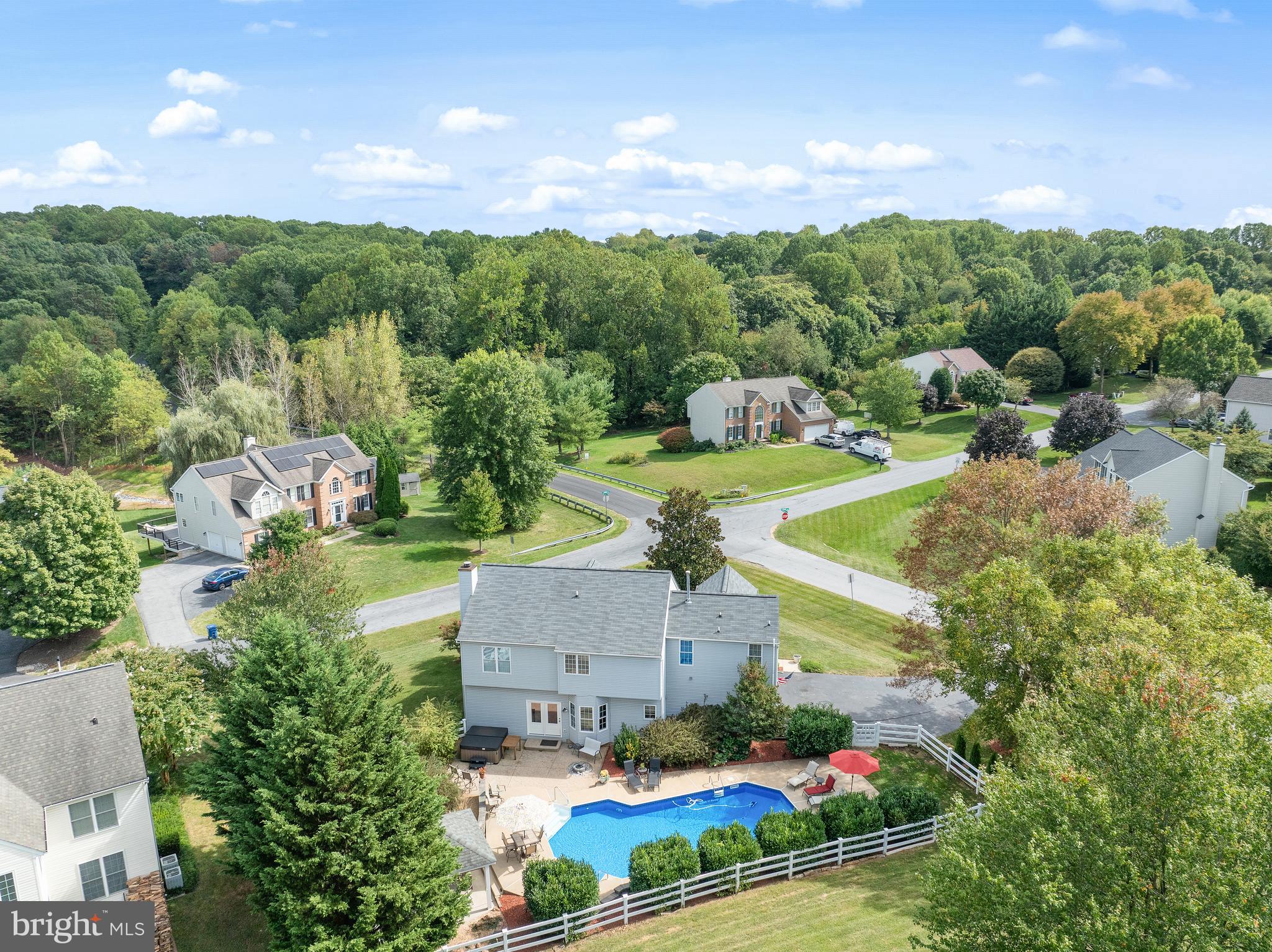 SAMHILL ESTATES - Residential